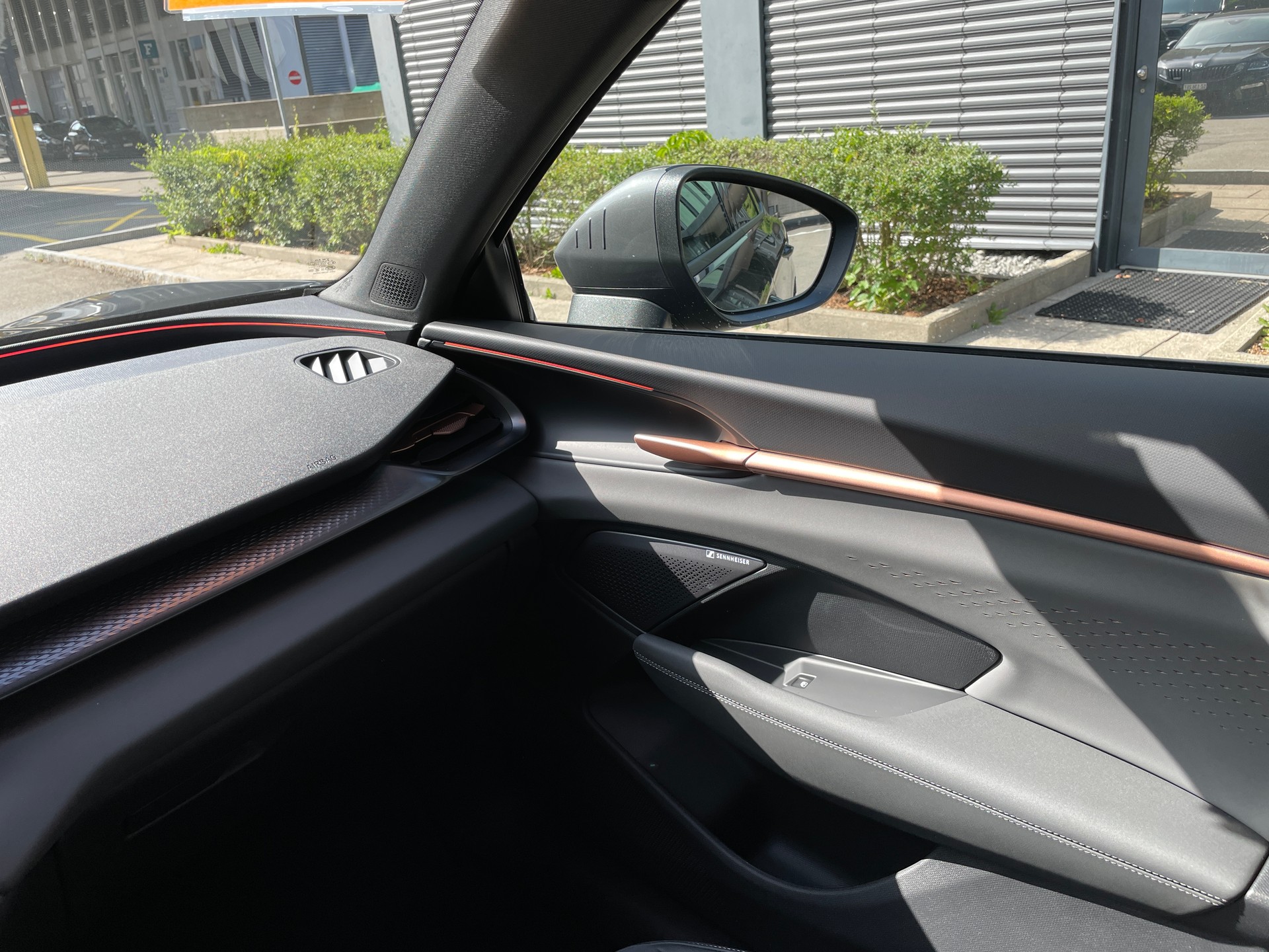 CUPRA Terramar 2.0 TSI DSG 4Drive VZ, AHK, Standheizung, Panoramadach usw-image-27