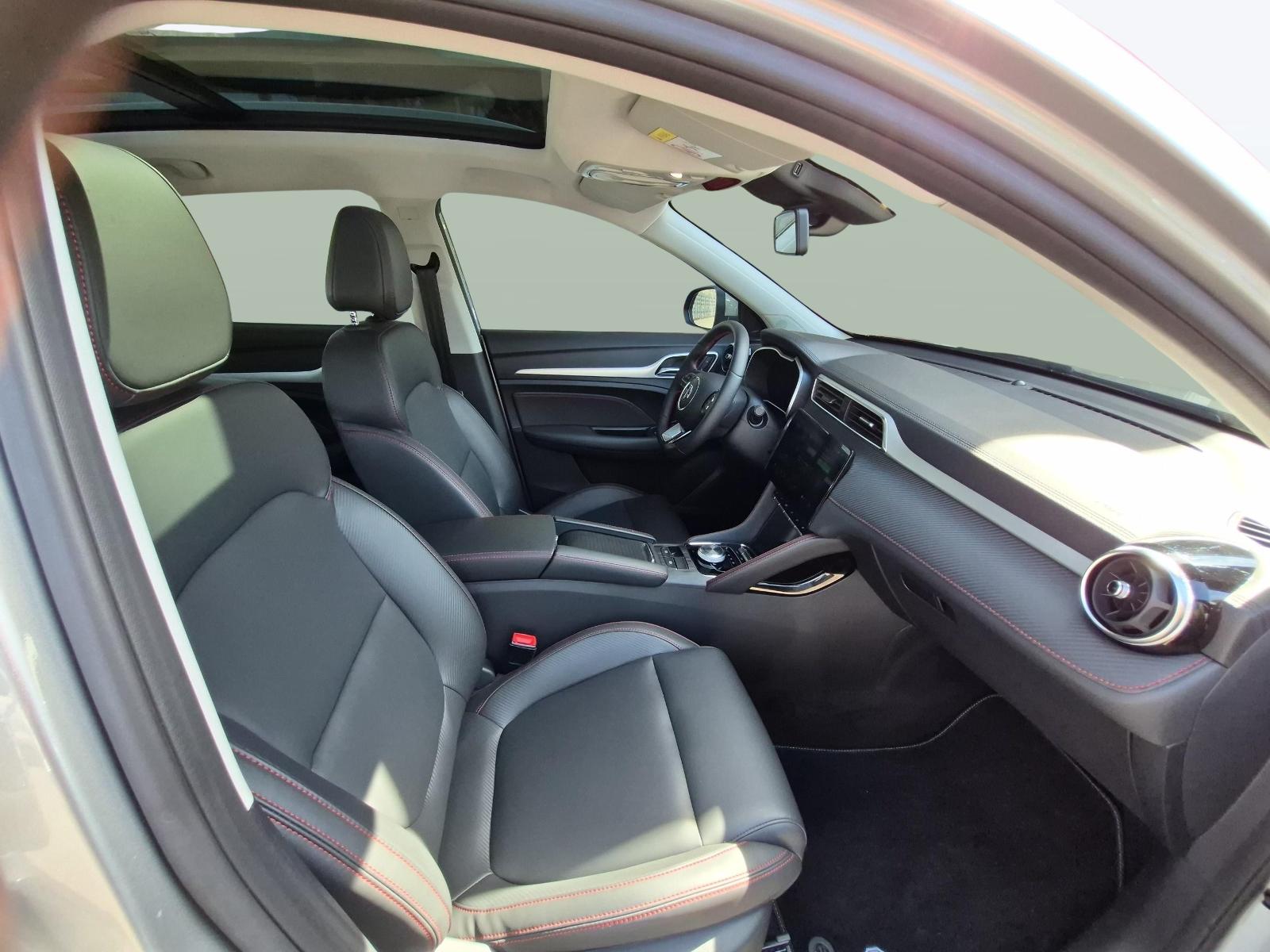 MG ZS EV 70 kWh Luxury-image-9
