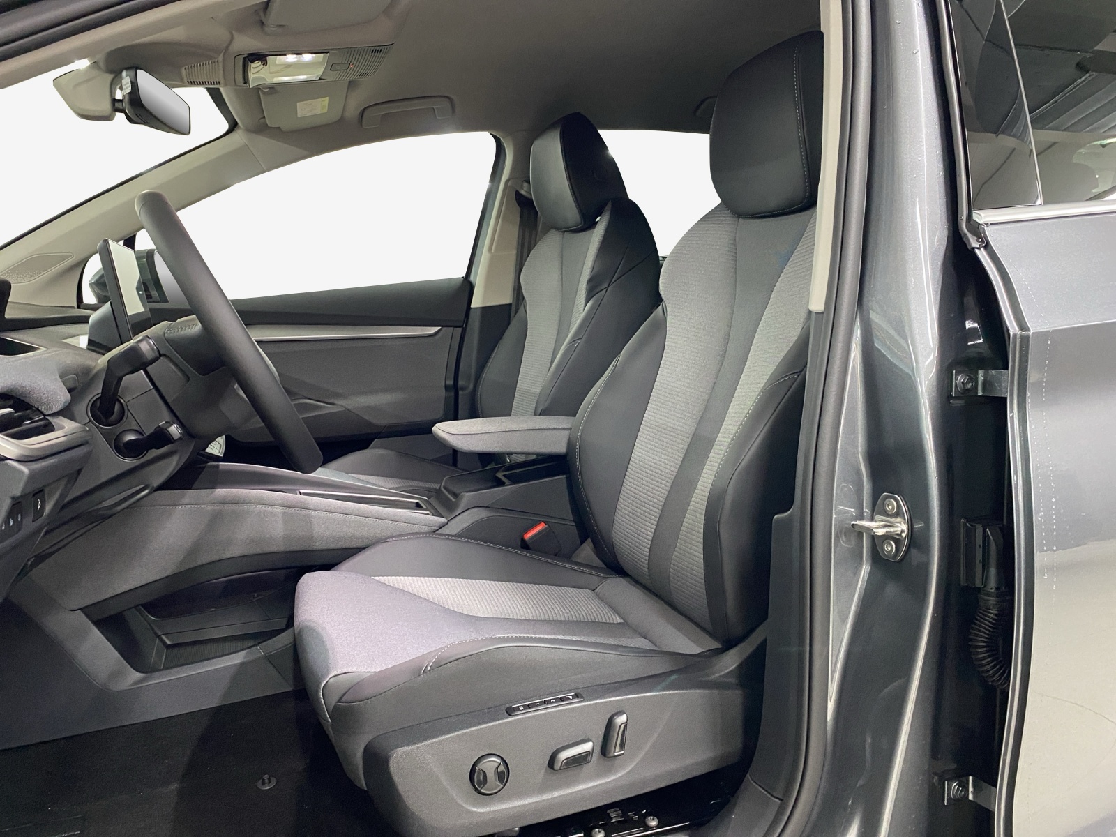 SKODA Enyaq 85x Dynamic 4x4-image-7