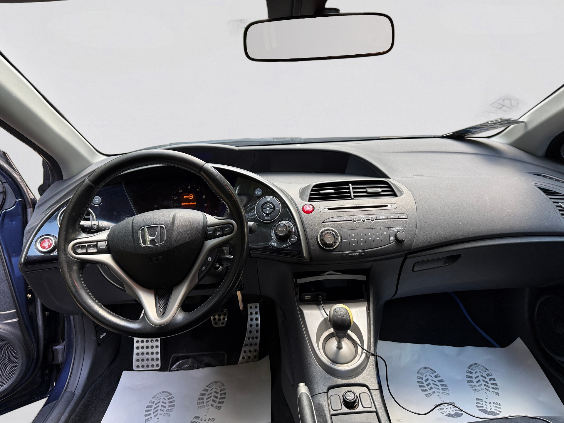 HONDA Civic 1.8i Sport-image-16