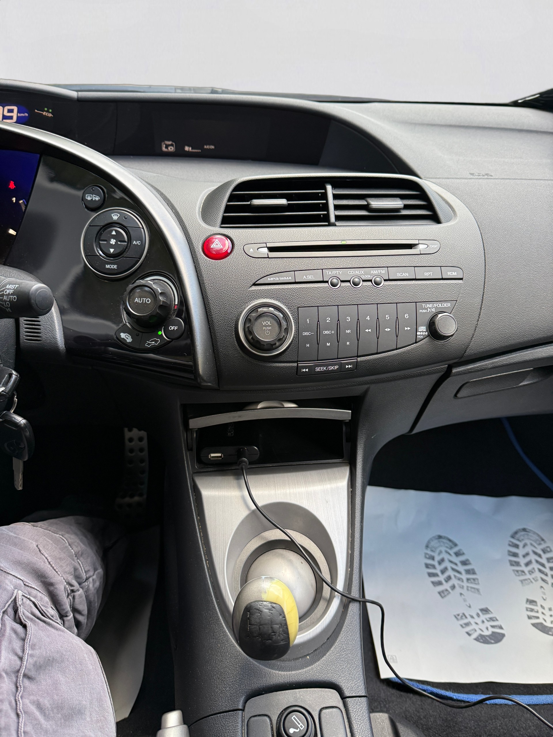 HONDA Civic 1.8i Sport-image-23