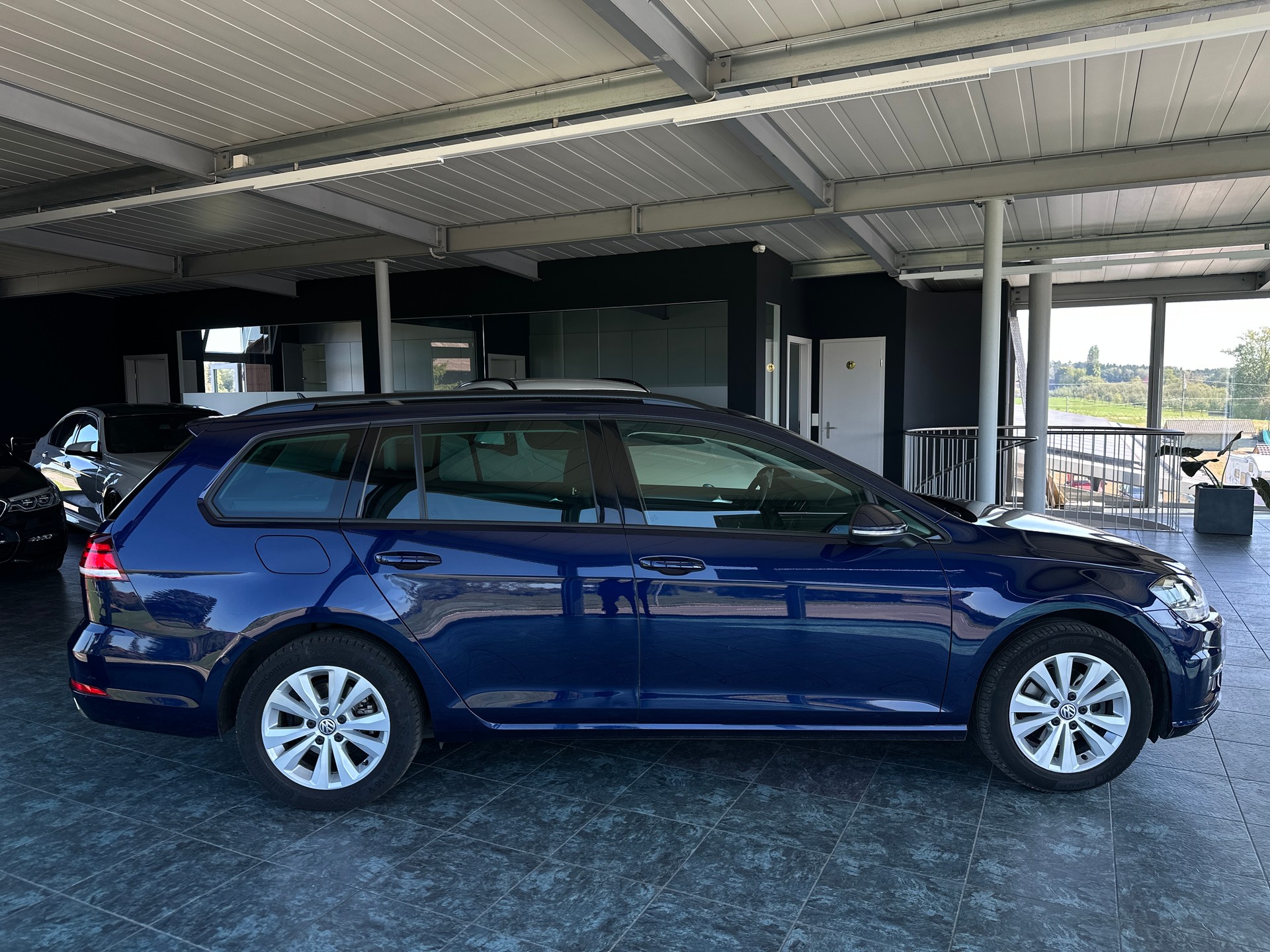 VW Golf Variant 1.5 TSI EVO Comfortline DSG-image-2