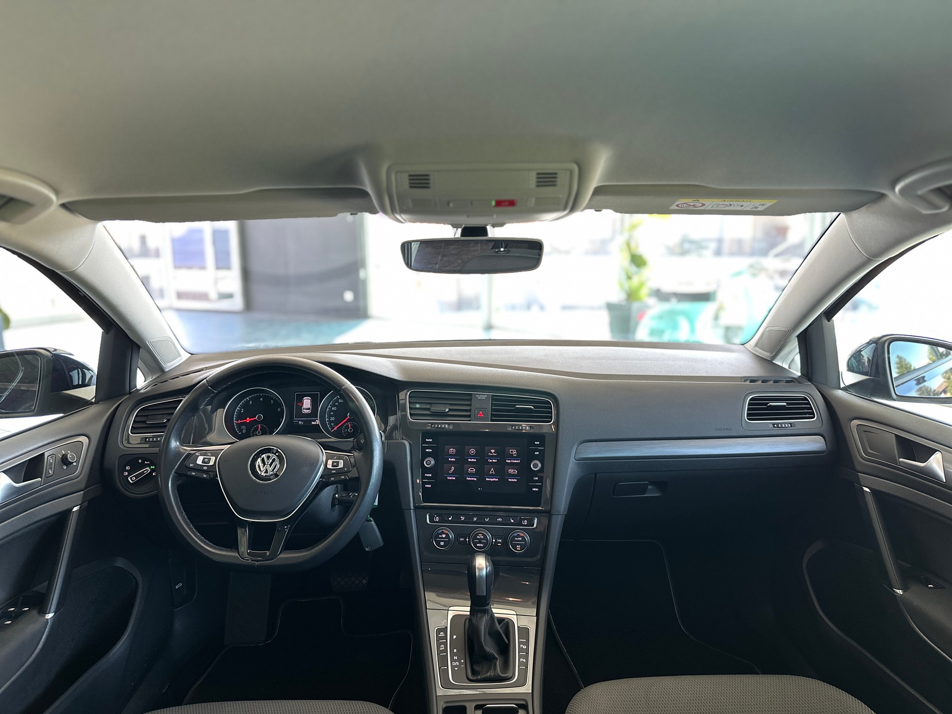 VW Golf Variant 1.5 TSI EVO Comfortline DSG-image-4