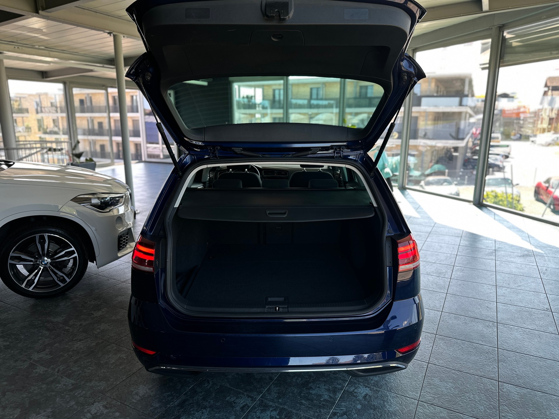 VW Golf Variant 1.5 TSI EVO Comfortline DSG-image-15