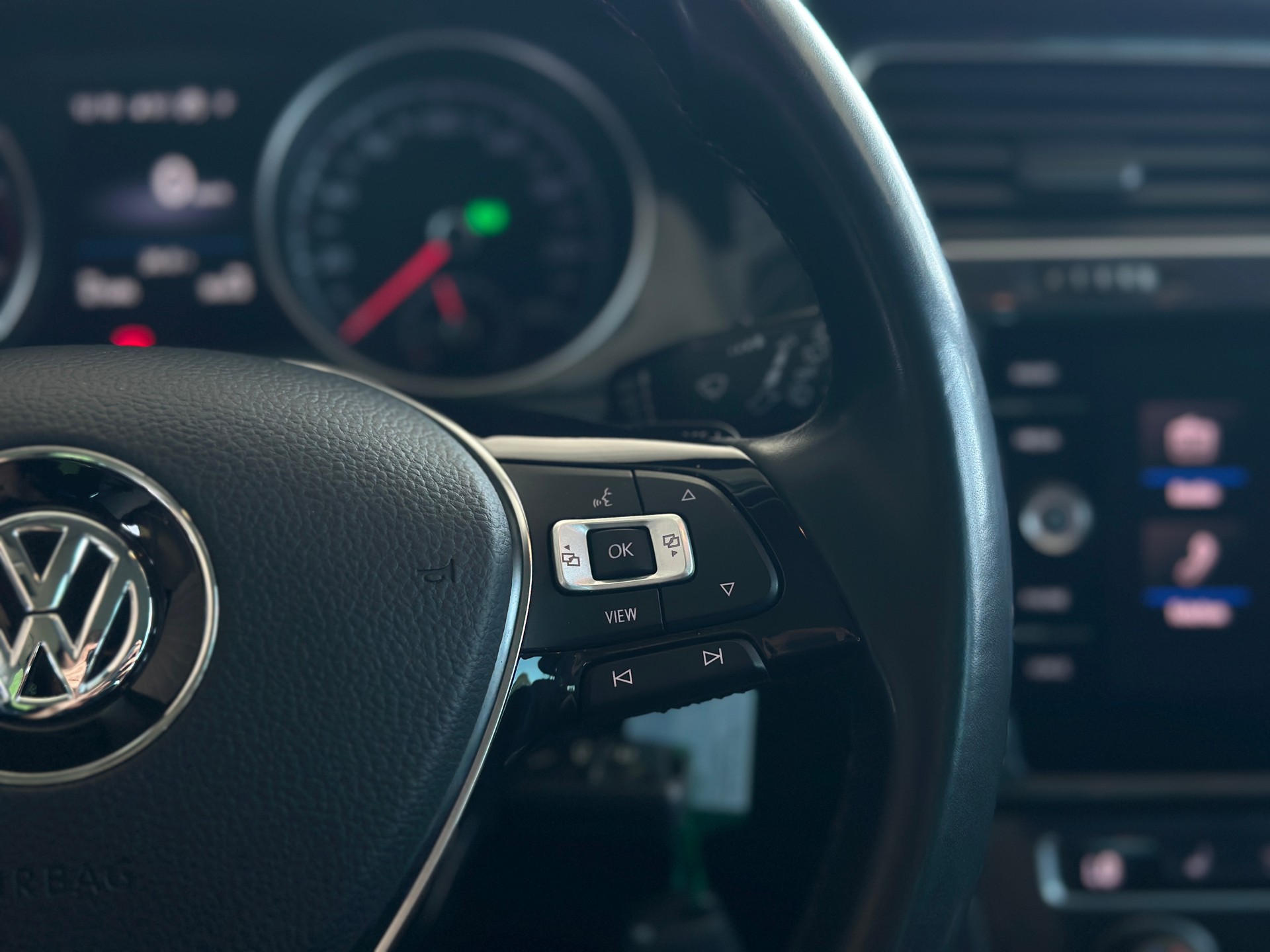 VW Golf Variant 1.5 TSI EVO Comfortline DSG-image-7