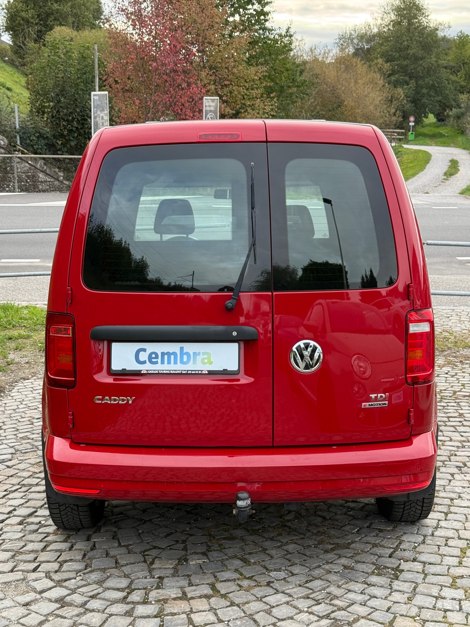 VW Caddy 2.0TDI 4Motion BlueMotion Technology-image-1