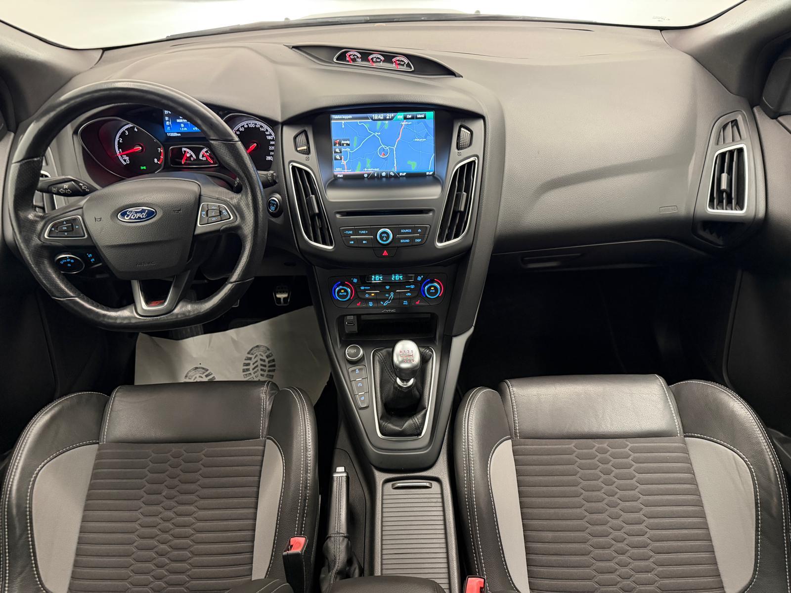 FORD Focus 2.0i EcoB SCTi ST-1-image-13