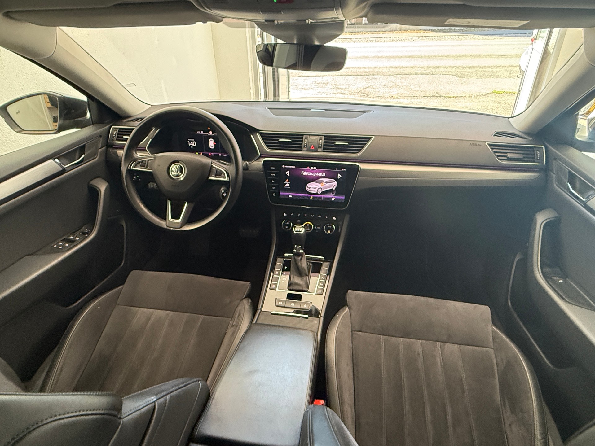 SKODA Superb Combi 2.0 TDi SportLine+ 4x4 DSG Ab 210. pro Monat-image-20