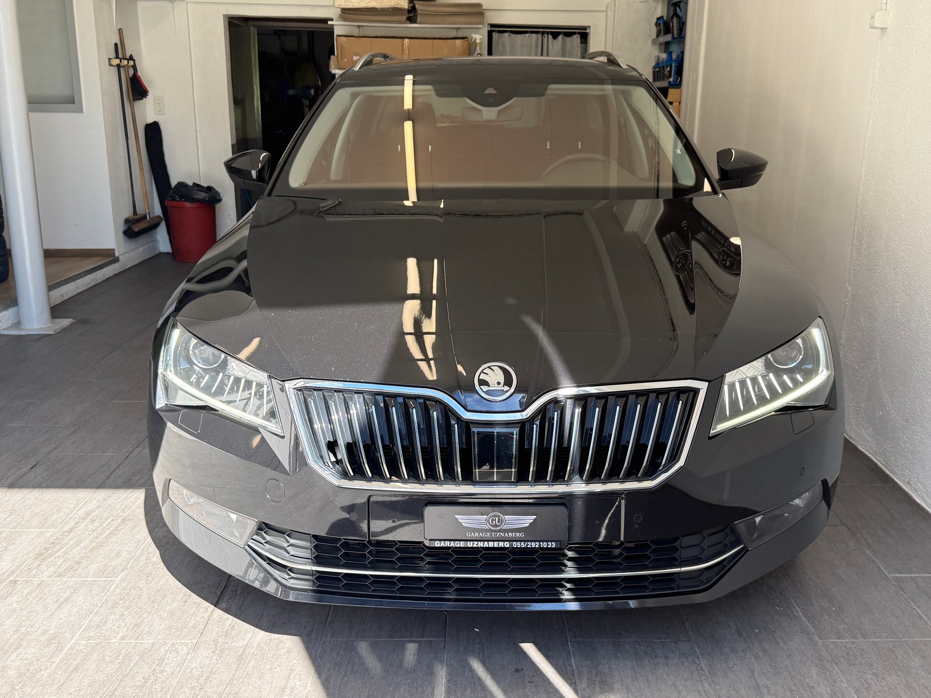 SKODA Superb Combi 2.0 TDi SportLine+ 4x4 DSG Ab 210. pro Monat-image-7