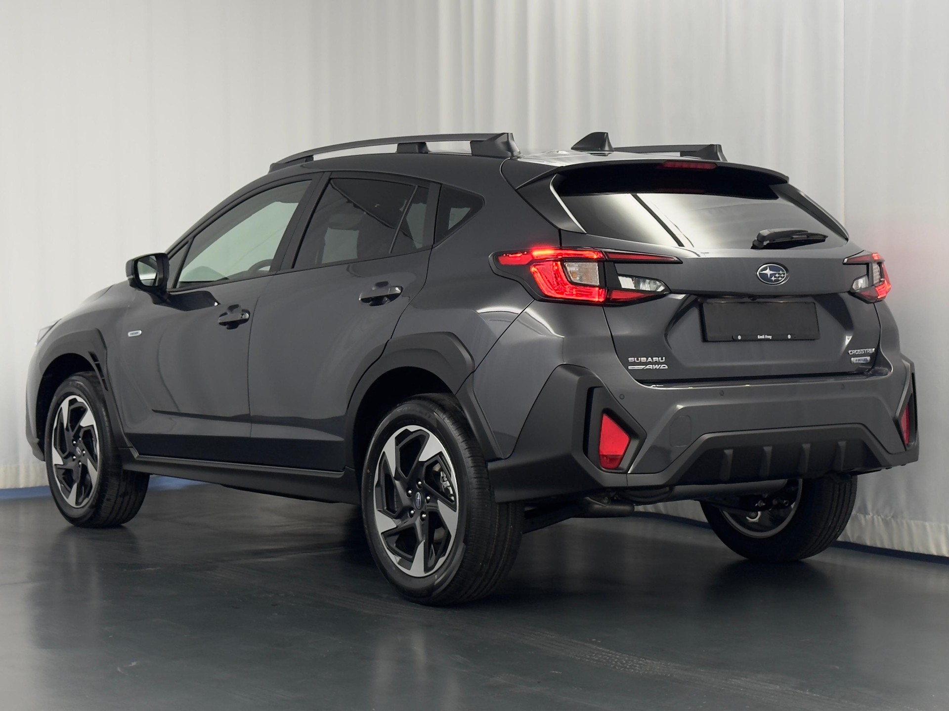 SUBARU Crosstrek 2.0i e-Boxer Swiss Plus-image-3