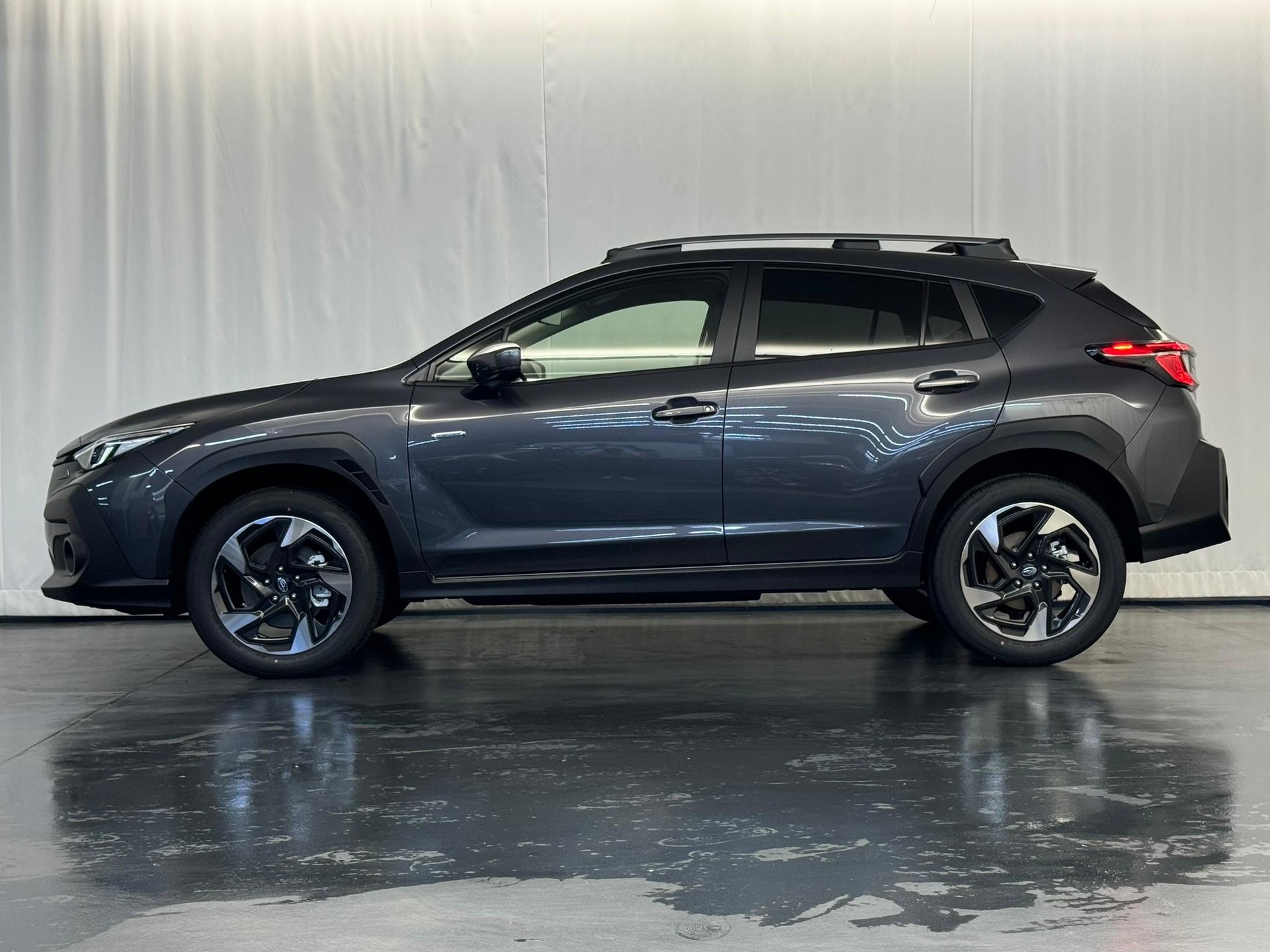 SUBARU Crosstrek 2.0i e-Boxer Swiss Plus-image-2