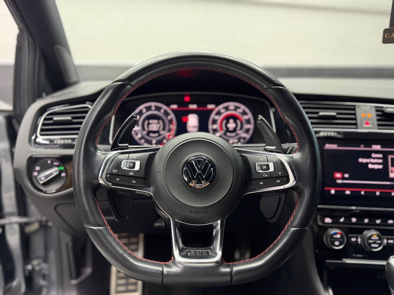 VW Golf 2.0 TSI GTI Performance DSG | CH-Auto | Rieger | Maxton-Design | ST-Federn | JR-Wheels | OHNE OPF!-image-20
