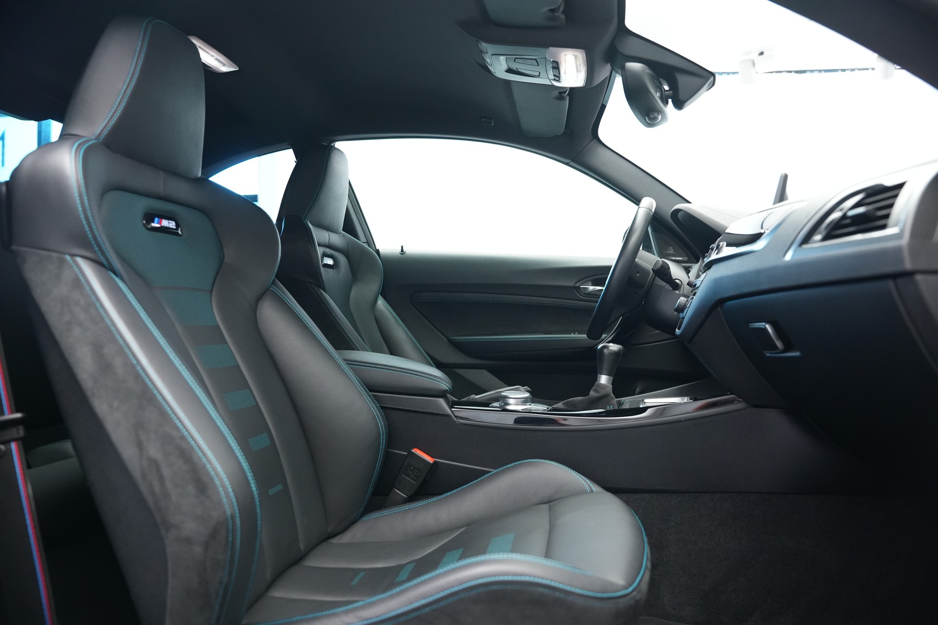 BMW M2 Competition *Schaltgetriebe* *CH-Fahrzeug*-image-12