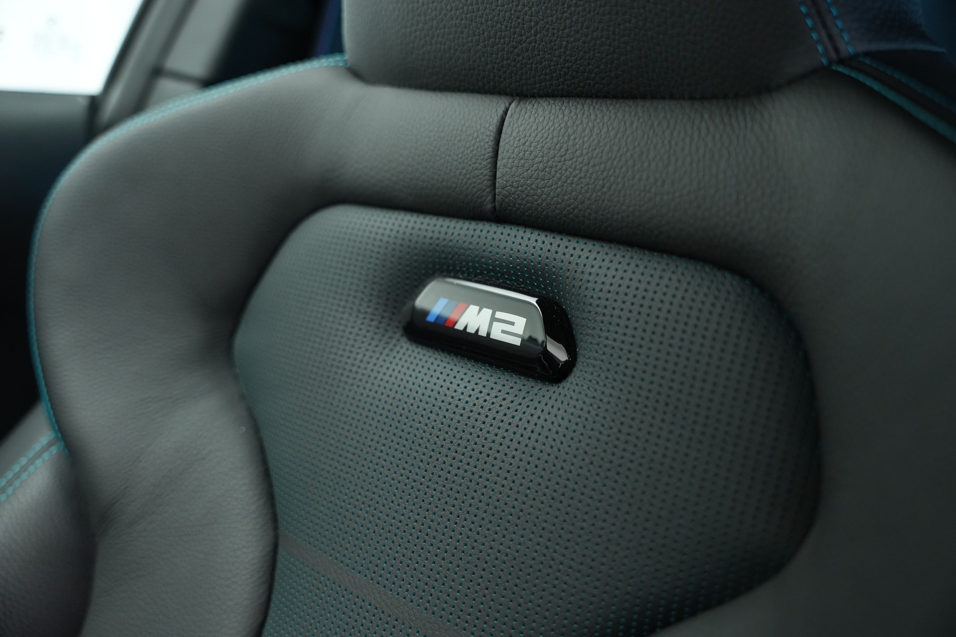 BMW M2 Competition *Schaltgetriebe* *CH-Fahrzeug*-image-22