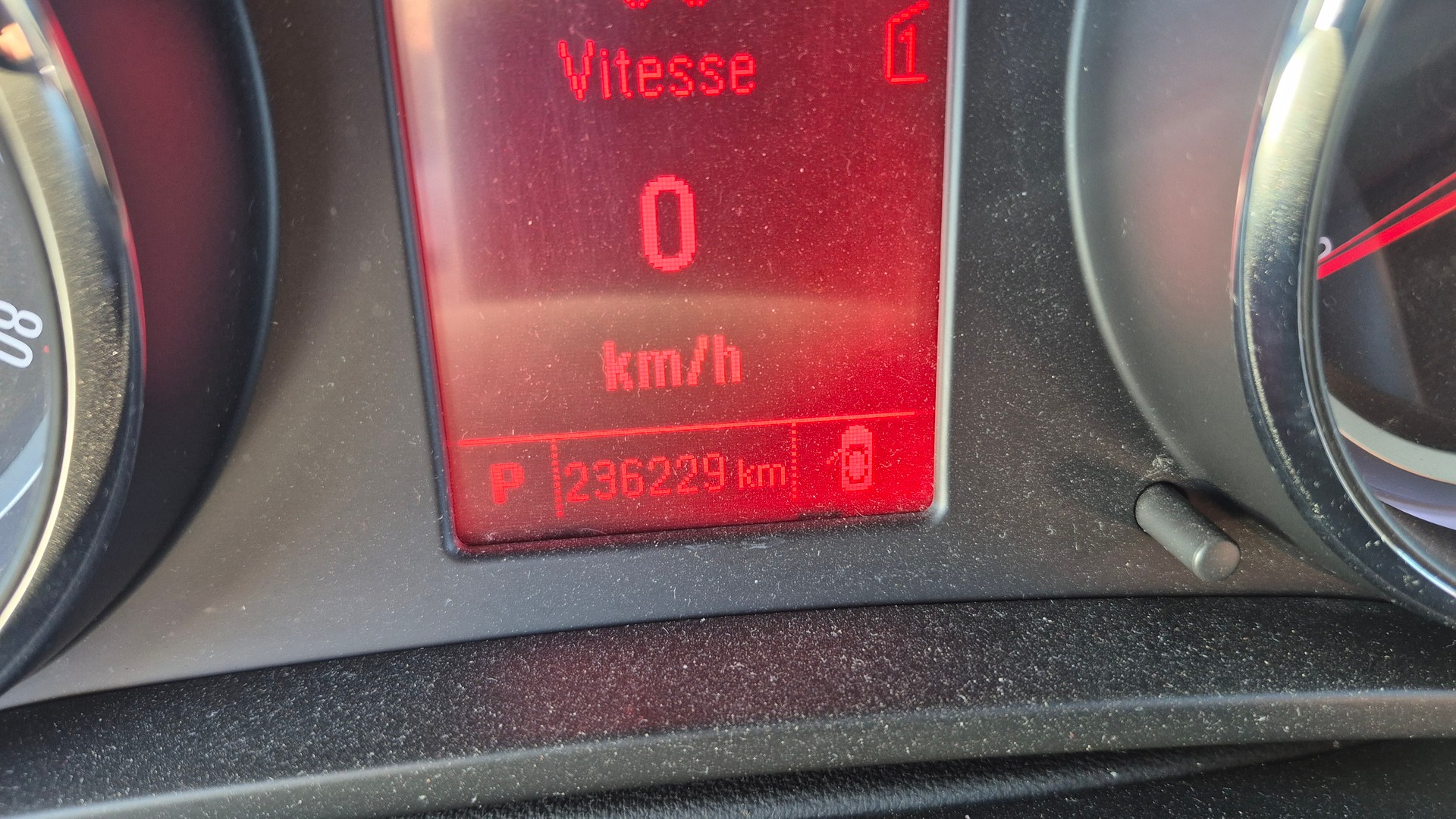 OPEL Zafira Tourer 1.4i 16V Turbo Automatic-image-10