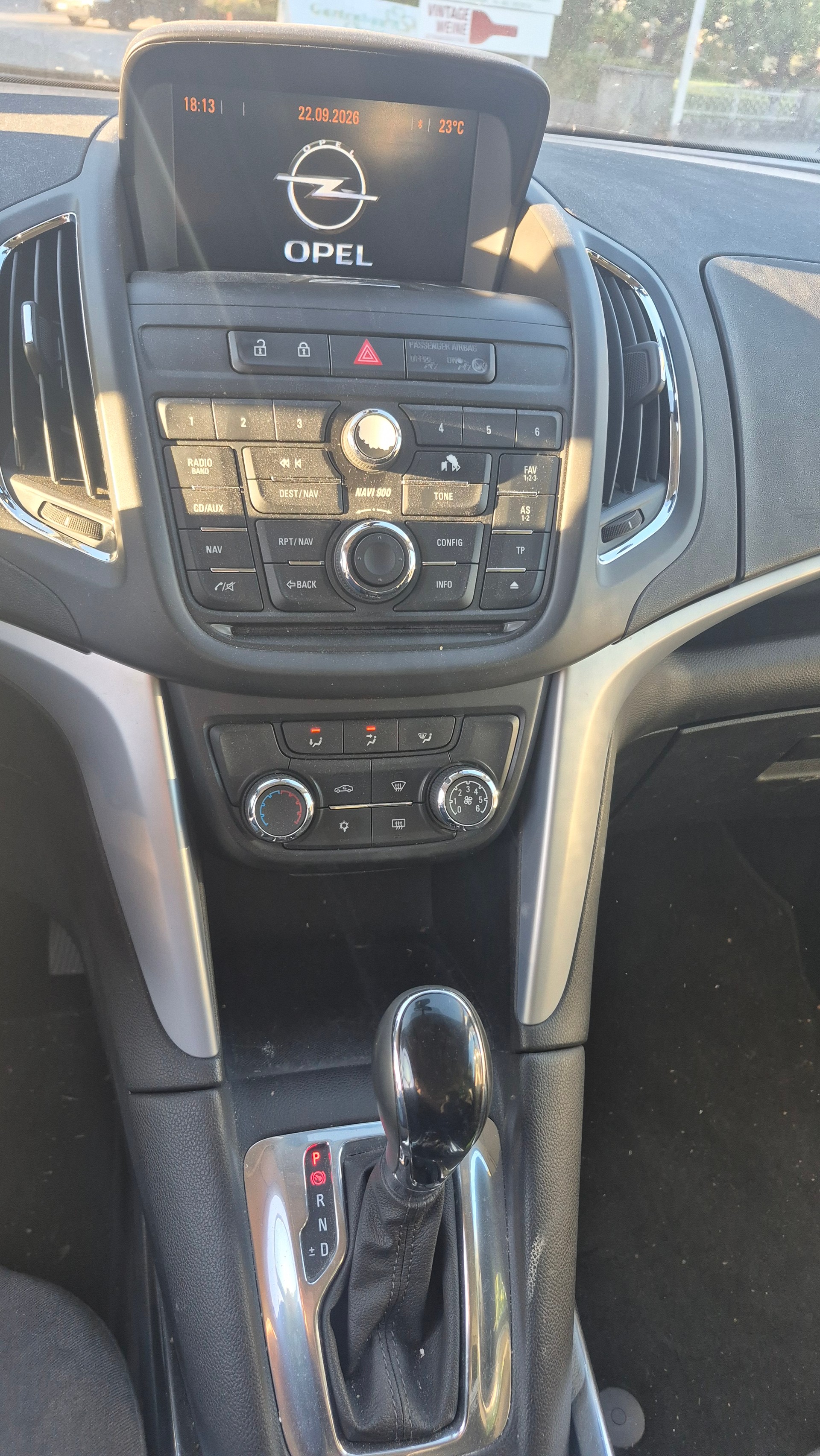 OPEL Zafira Tourer 1.4i 16V Turbo Automatic-image-9