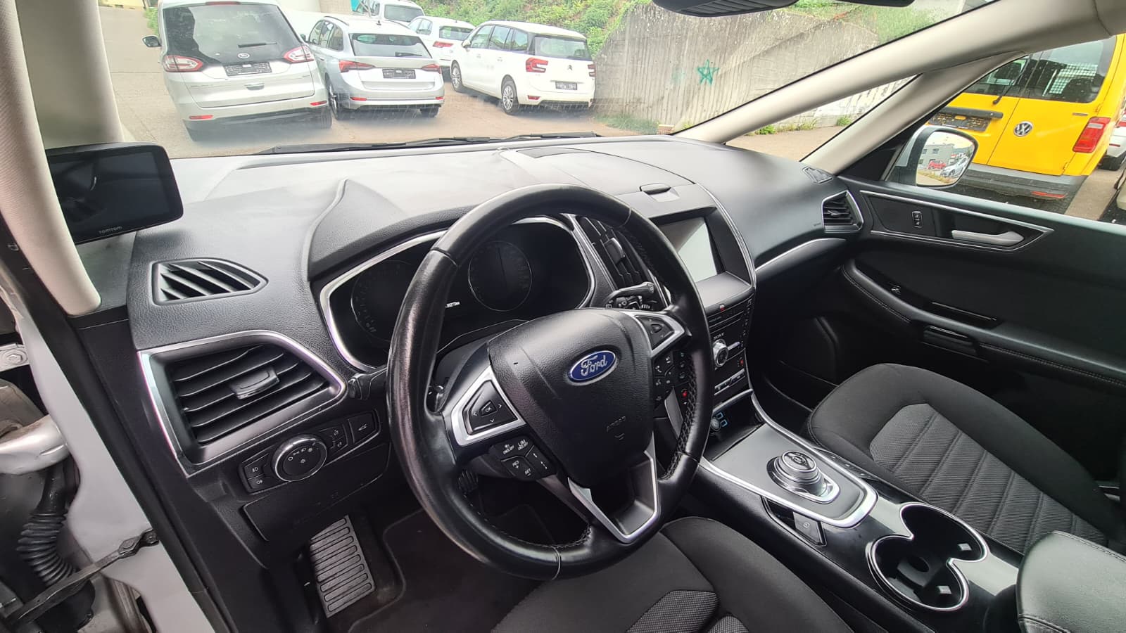 FORD S-Max 2.0 TDCi Titanium Automatic ** Gr-Navi ** RF-Kamera ** Totwinkel-Assistent ** Sitzheizung ** Anh-Kupplung ** Ab MFK **-image-16