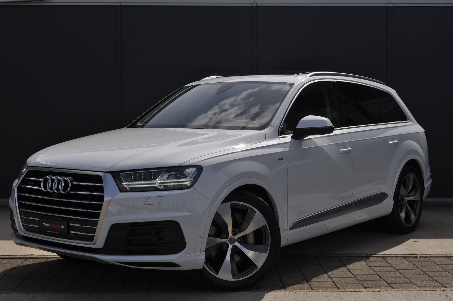 AUDI Q7 3.0 TDI quattro-image-0