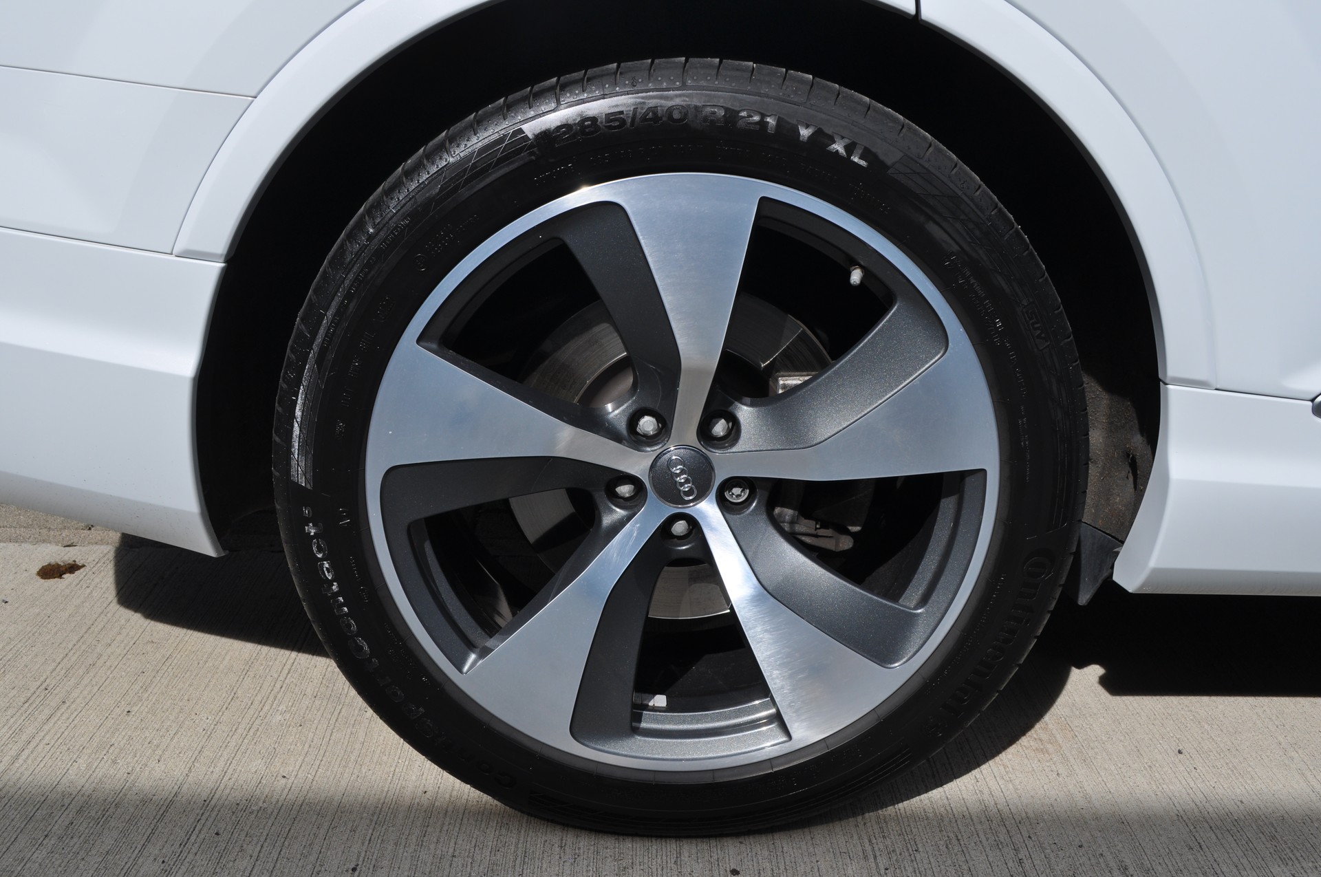 AUDI Q7 3.0 TDI quattro-image-25