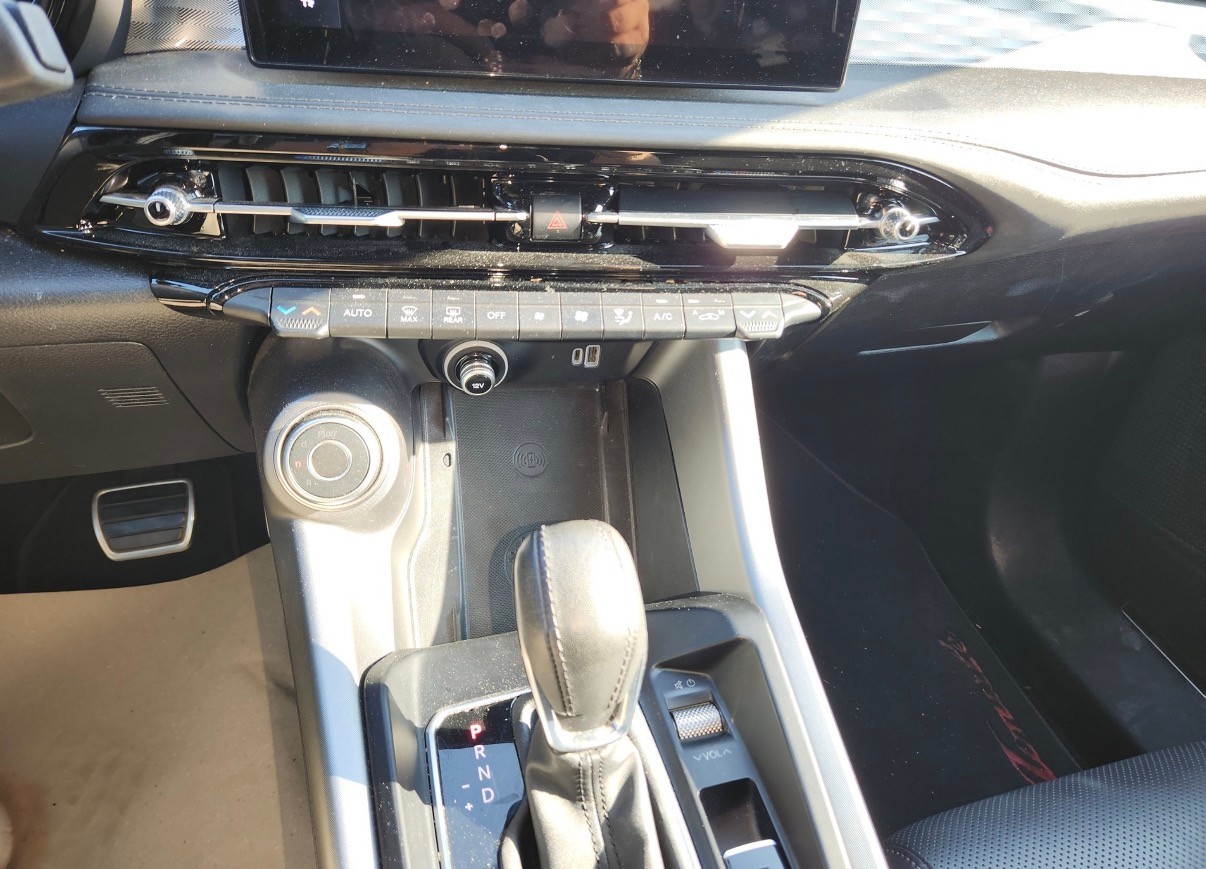 ALFA ROMEO Tonale 1.5 48V Hybrid Speciale-image-12