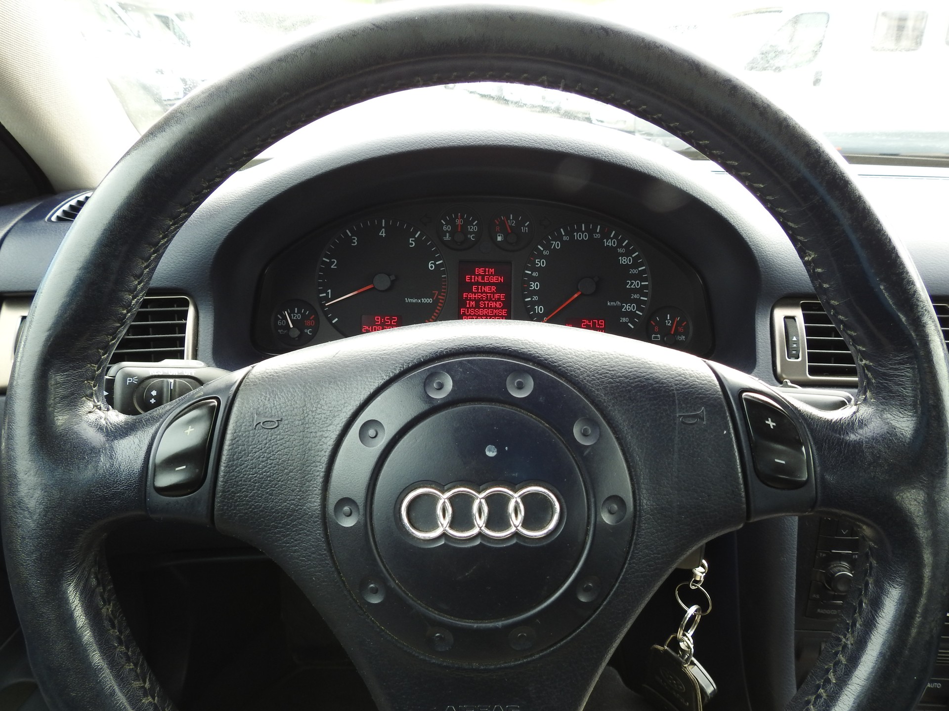 AUDI A6 4.2 quattro Ambition tiptronic-image-27