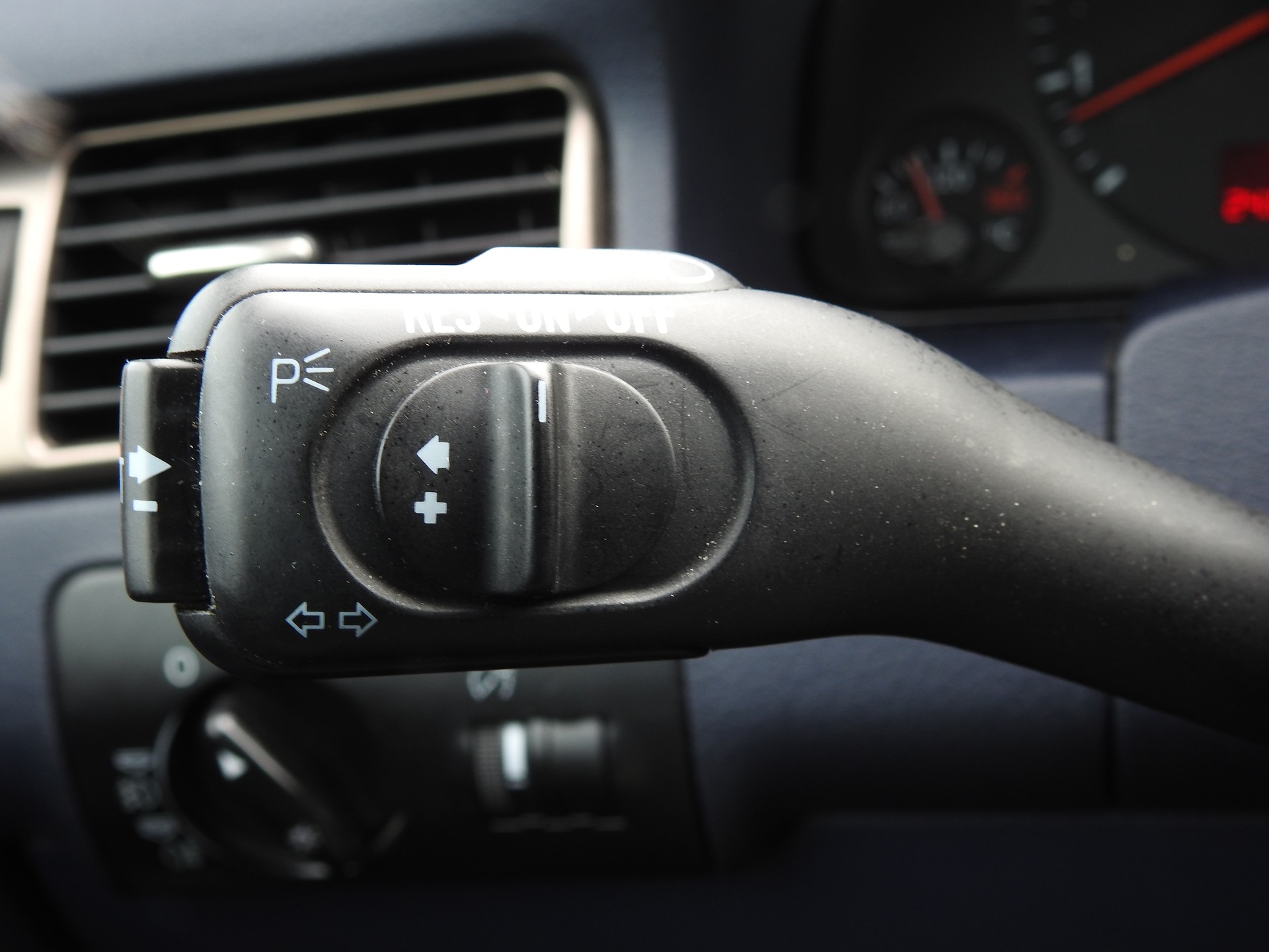 AUDI A6 4.2 quattro Ambition tiptronic-image-26