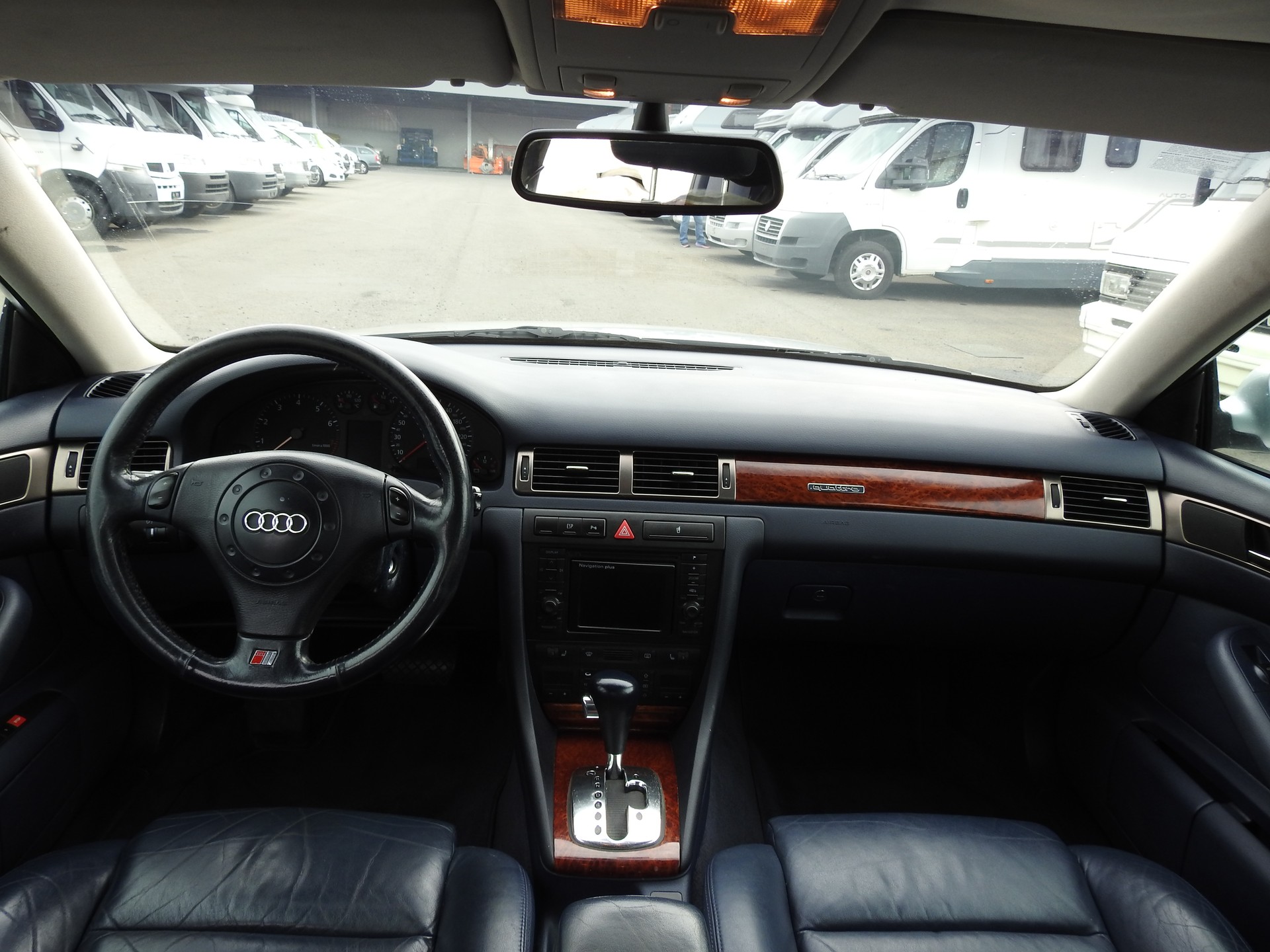 AUDI A6 4.2 quattro Ambition tiptronic-image-16