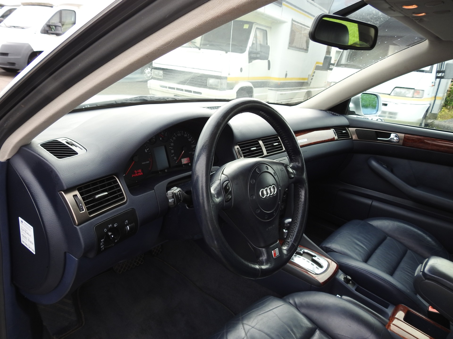 AUDI A6 4.2 quattro Ambition tiptronic-image-11