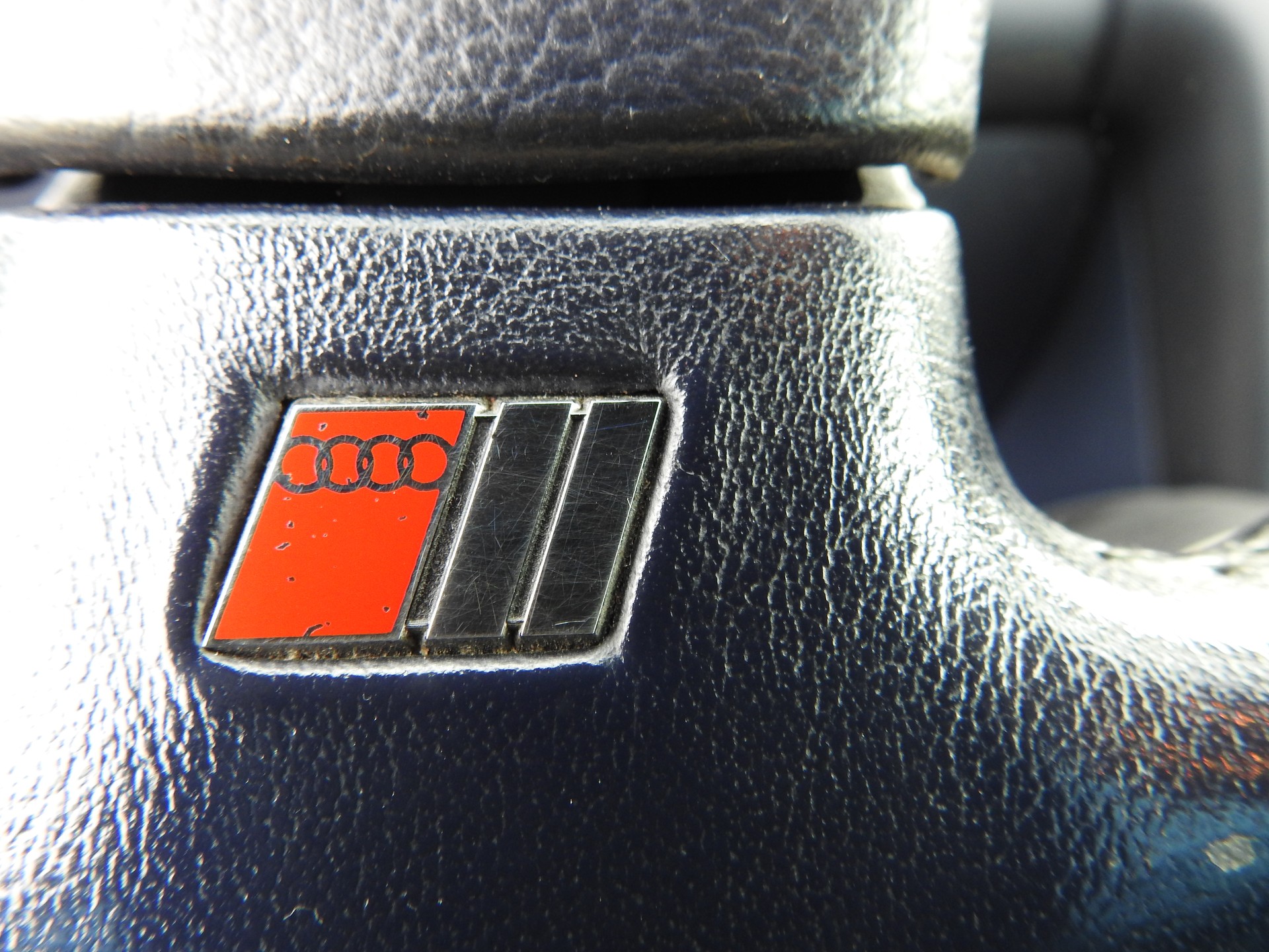 AUDI A6 4.2 quattro Ambition tiptronic-image-25