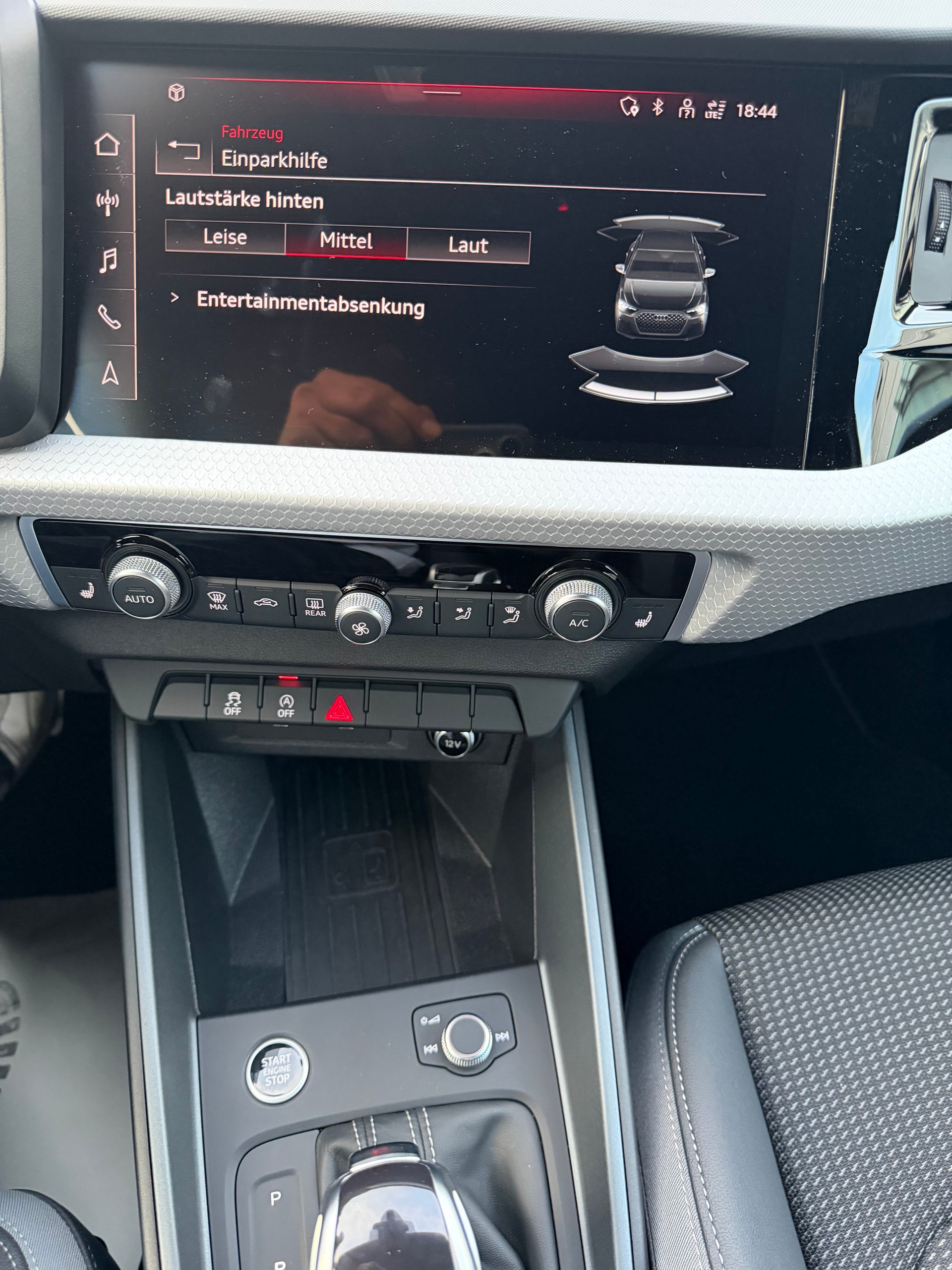AUDI A1 Sportback 25 TFSI S Line S-tronic-image-15