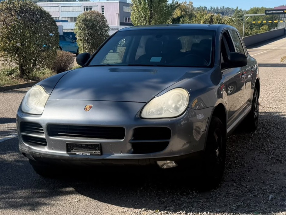 PORSCHE Cayenne S-image-2