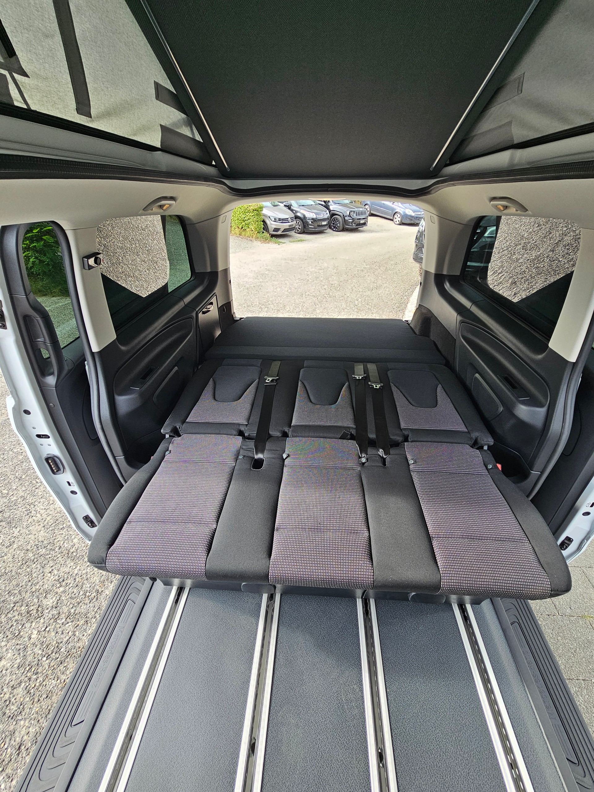 PÖSSL VanstAr Plus DRIVE 2026 4x4-image-8