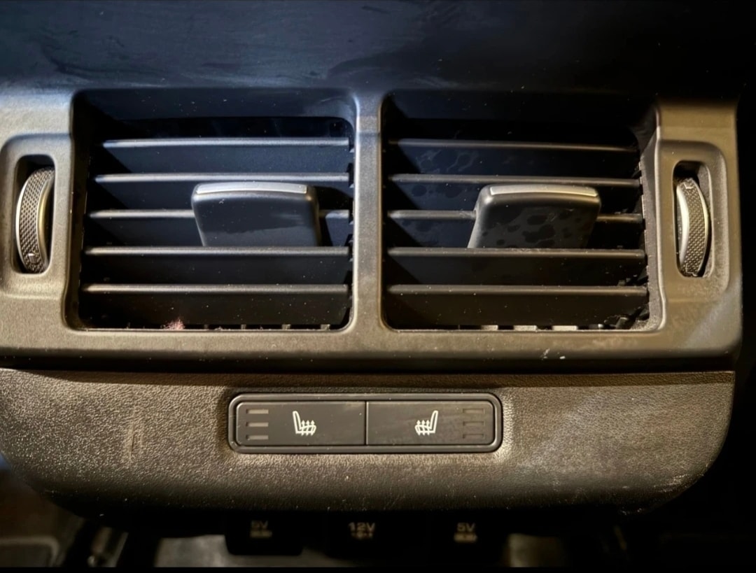 LAND ROVER Range Rover Evoque R-Dynamic P 300 HSE AT9-image-16