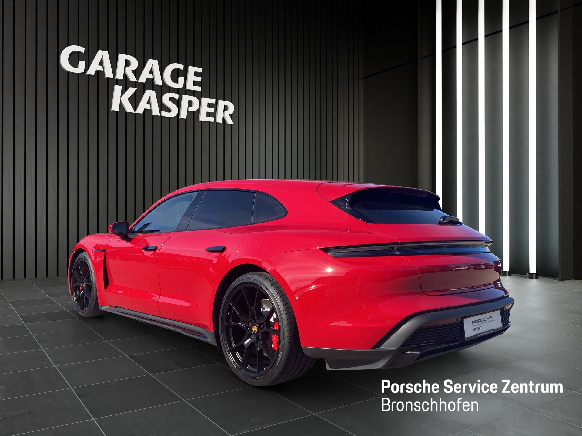 PORSCHE Taycan GTS Sport Turismo-showroom-element-2