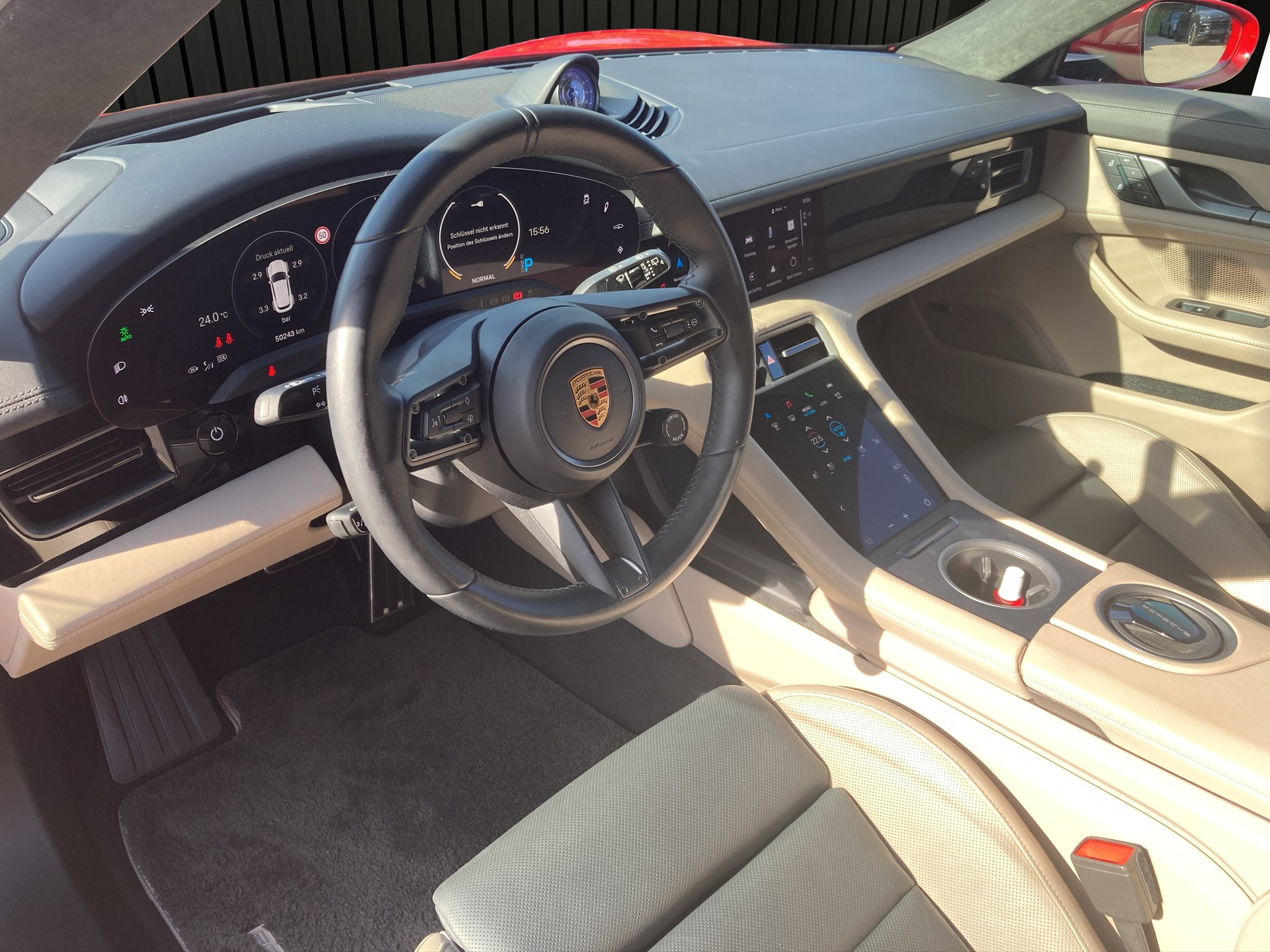 PORSCHE Taycan GTS Sport Turismo-image-10