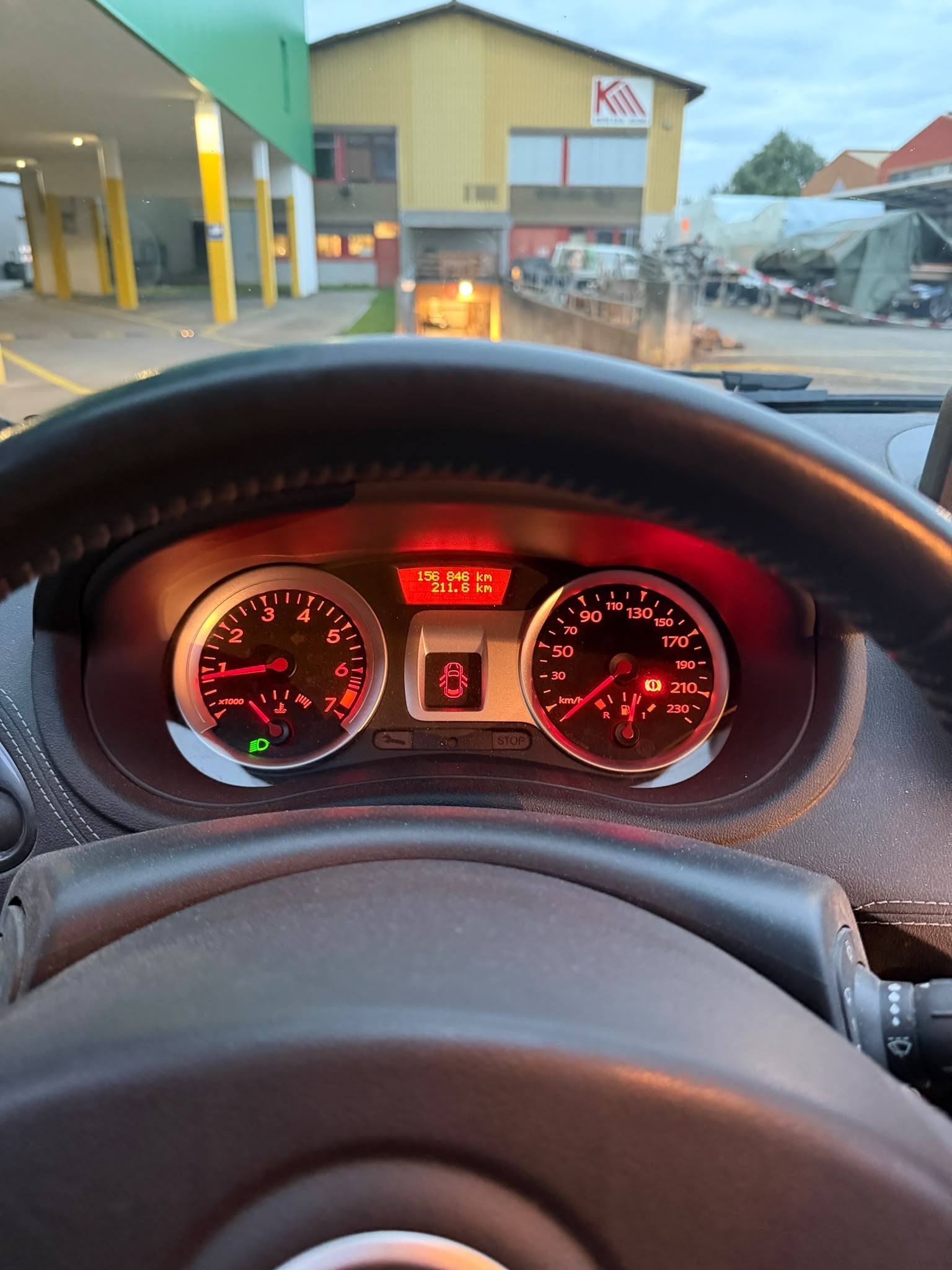 RENAULT Clio 1.2 16V Turbo Expression-image-14