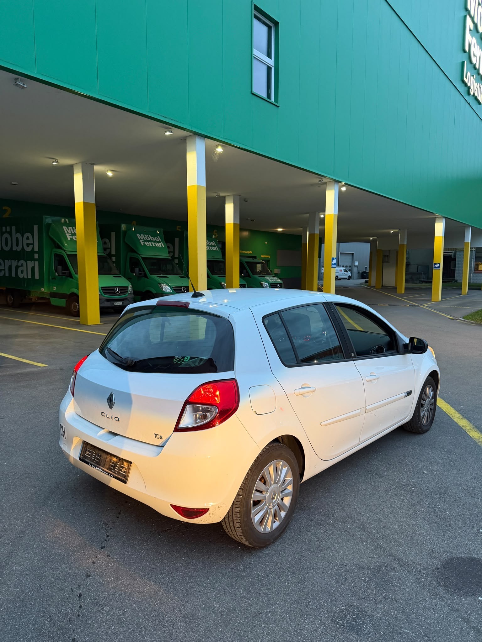 RENAULT Clio 1.2 16V Turbo Expression-image-6