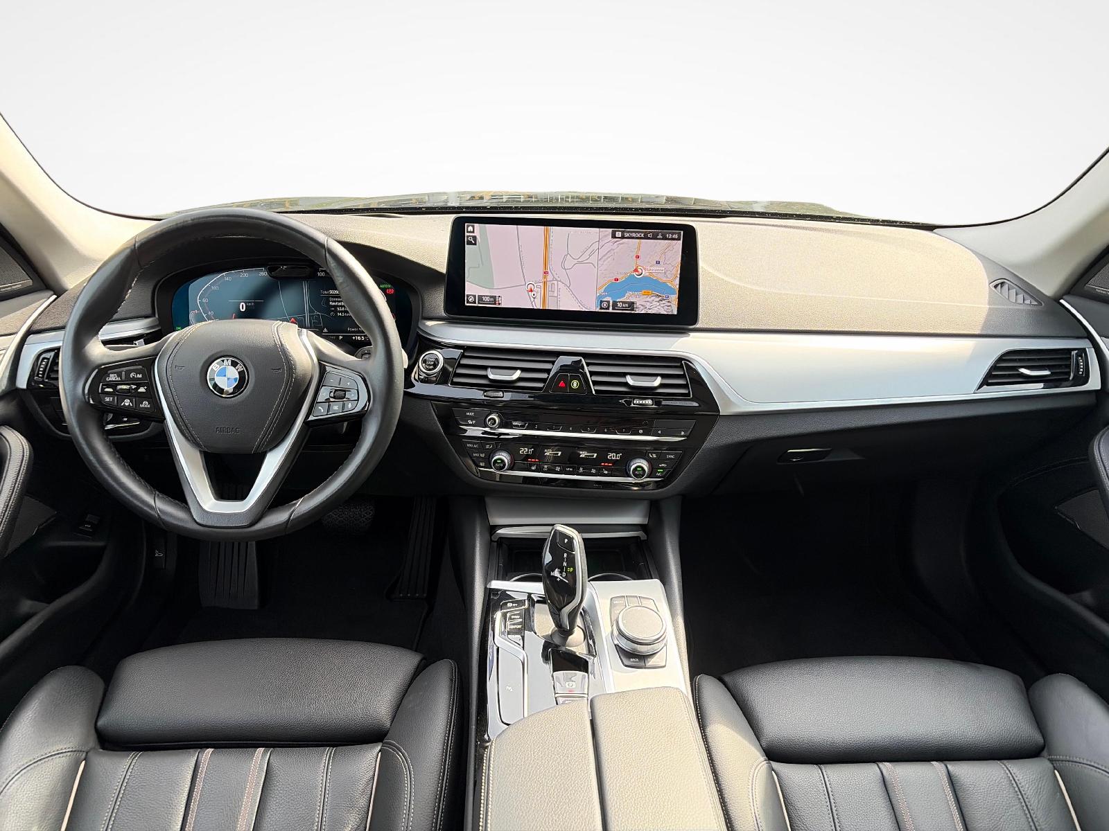 BMW 5er Reihe G31 Touring 530d xDrive-image-11