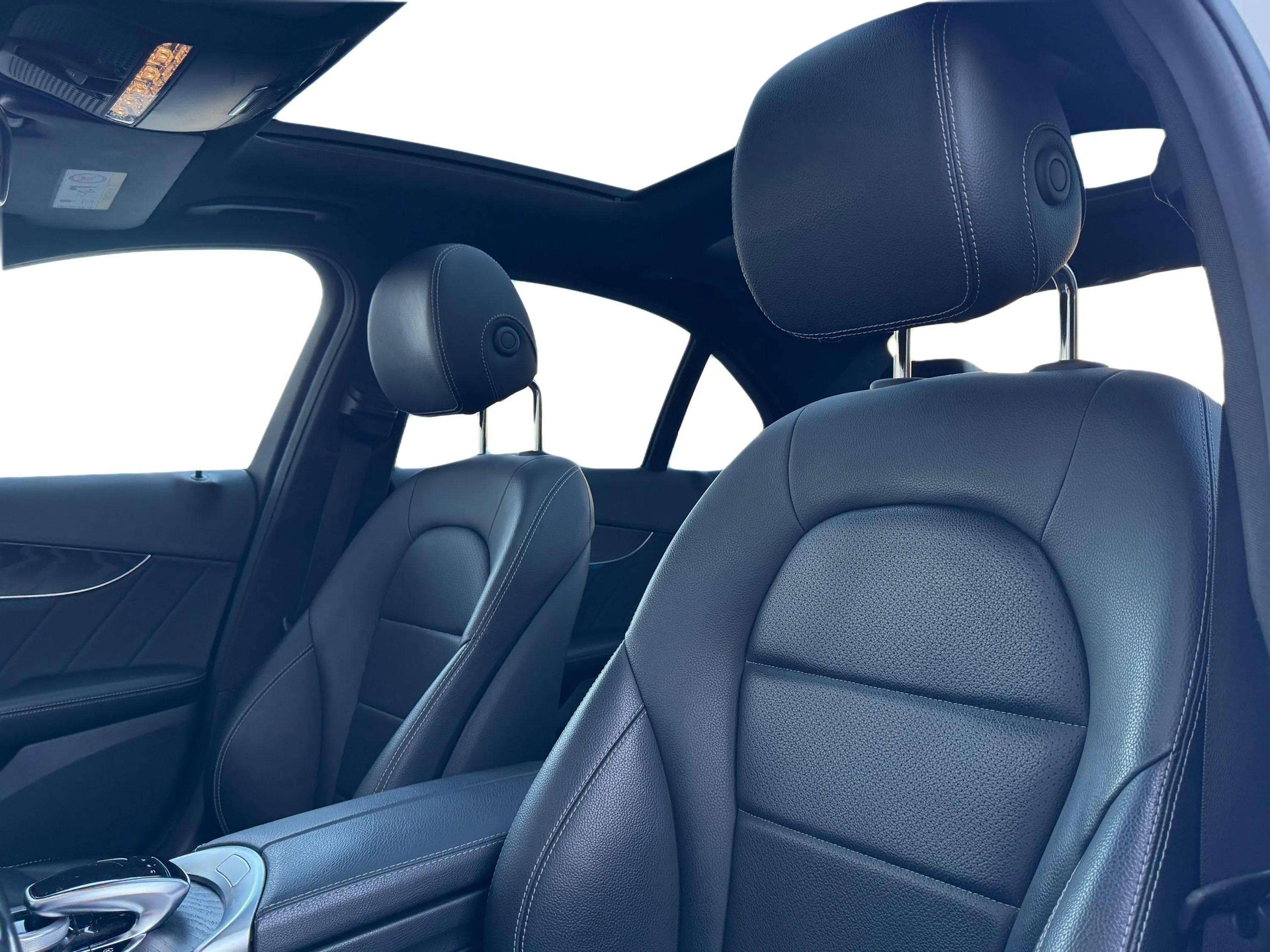 MERCEDES-BENZ C 250 BlueTEC AMG Line 4Matic 9G-Tronic-image-8