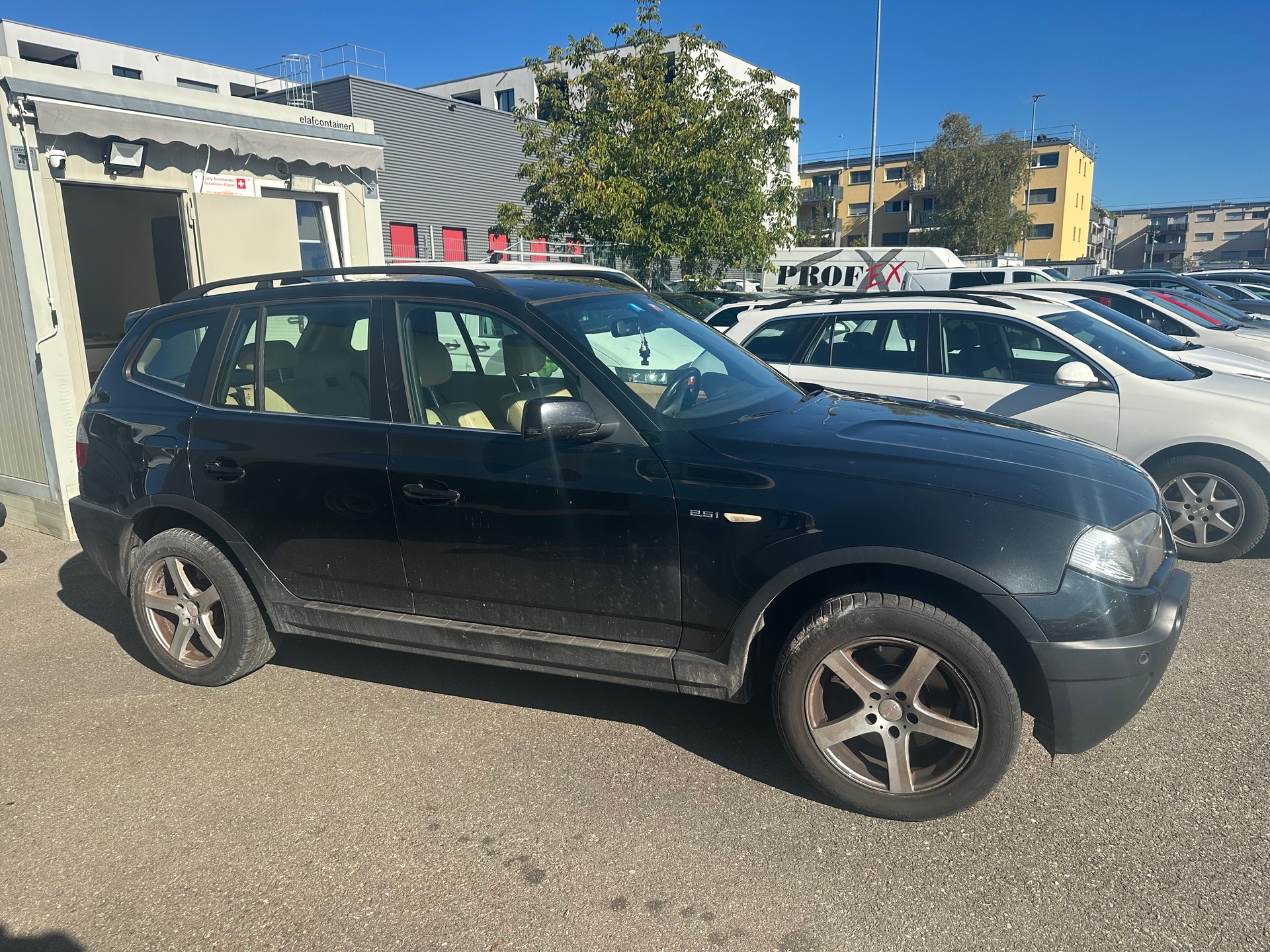 BMW X3 2.5i-image-3