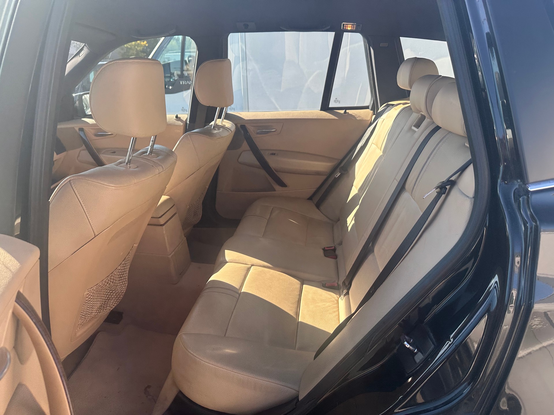 BMW X3 2.5i-image-10