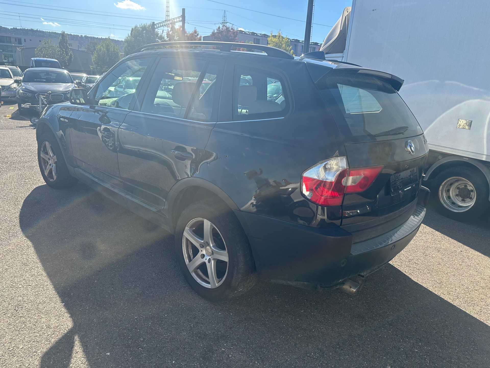 BMW X3 2.5i-image-5
