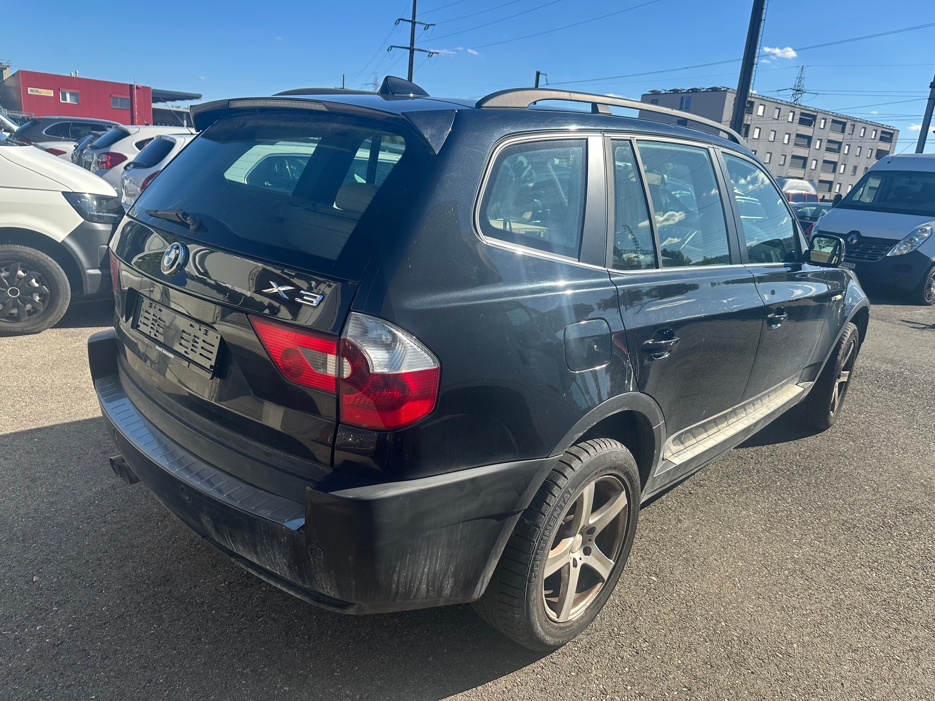 BMW X3 2.5i-image-6