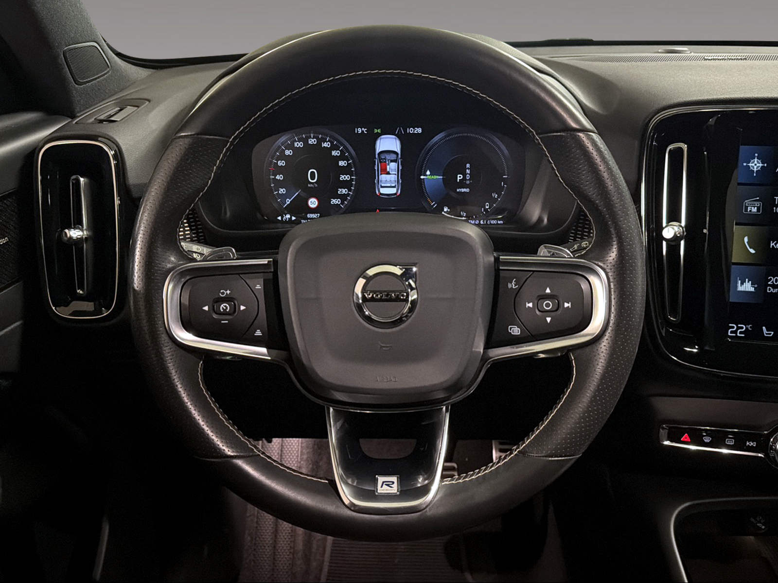 VOLVO XC40 1.5 T5 TE R-Design-image-10