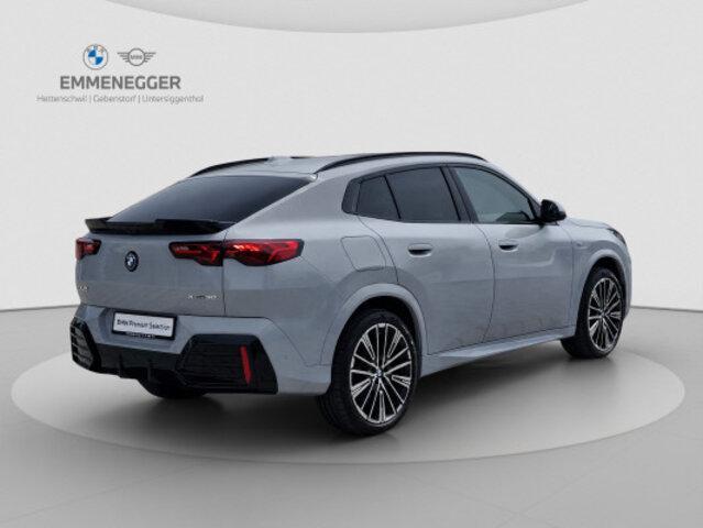 BMW iX2 U10 30 xDrive-image-3