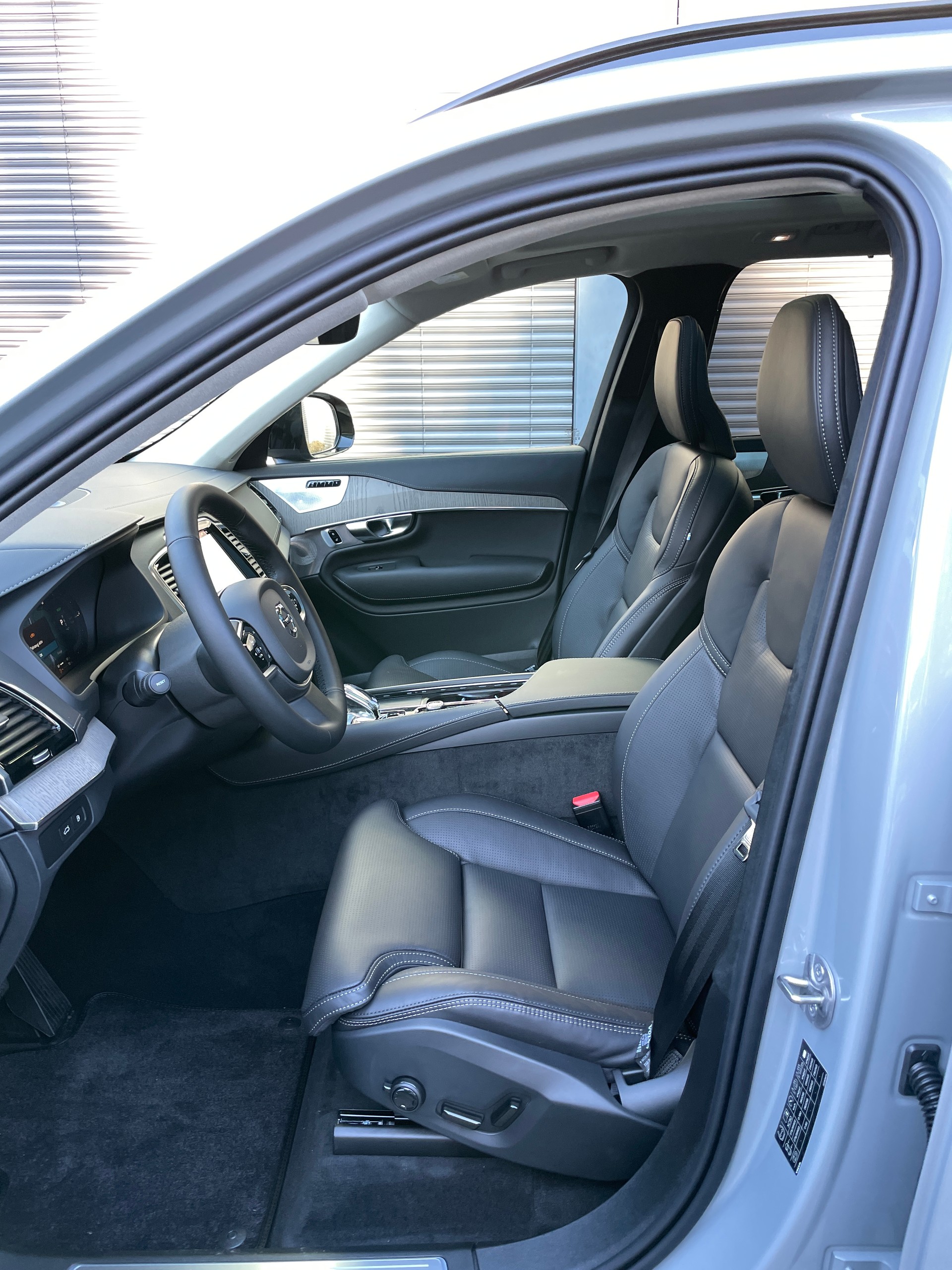 VOLVO XC90 T8 eAWD PluginHybrid Ultra Dark Geartronic-image-11