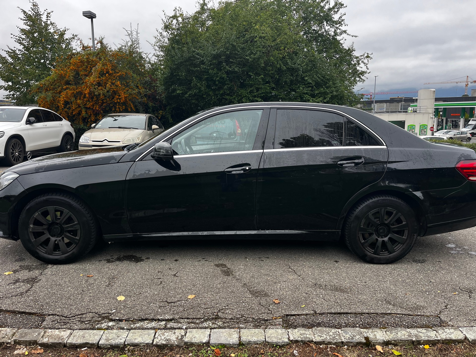 MERCEDES-BENZ E 200 BlueTEC 7G-Tronic-image-6