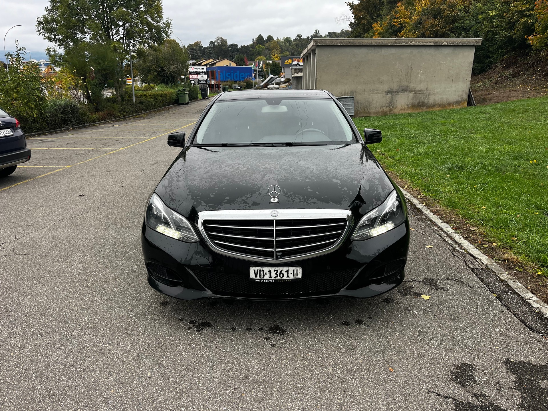 MERCEDES-BENZ E 200 BlueTEC 7G-Tronic-image-1