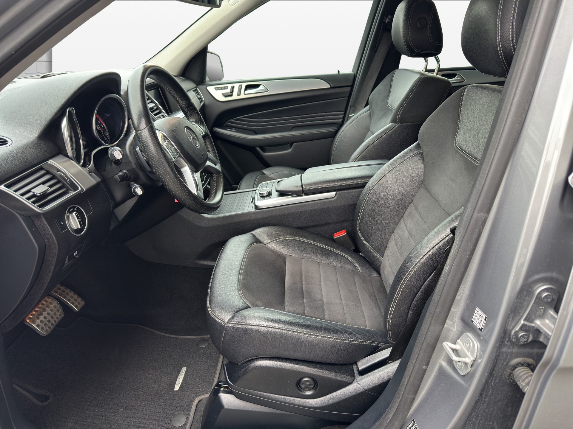 MERCEDES-BENZ ML 250 BlueTEC 4Matic 7G-Tronic-image-9