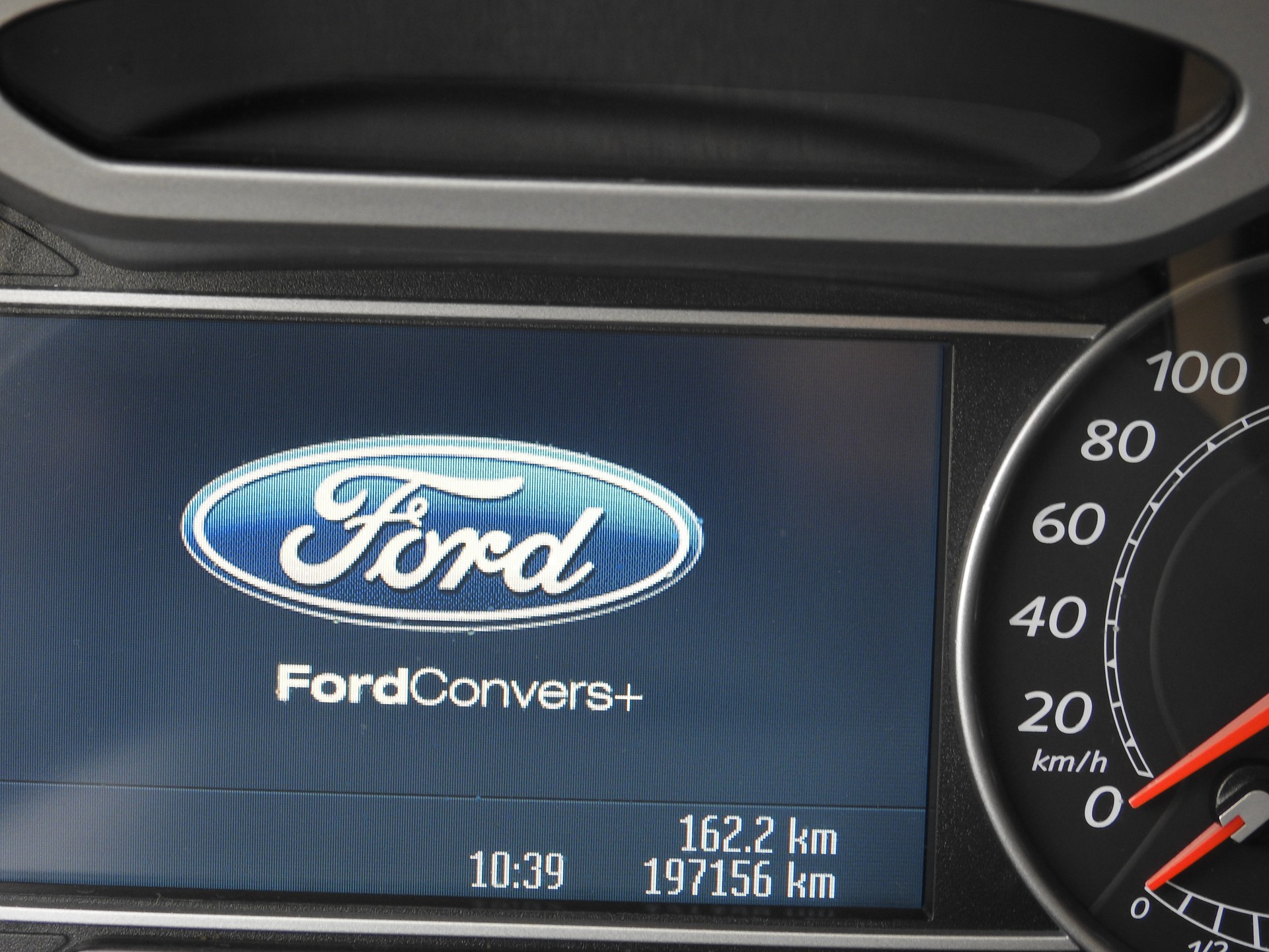 FORD S-Max 2.3i Titanium Automatic-image-12